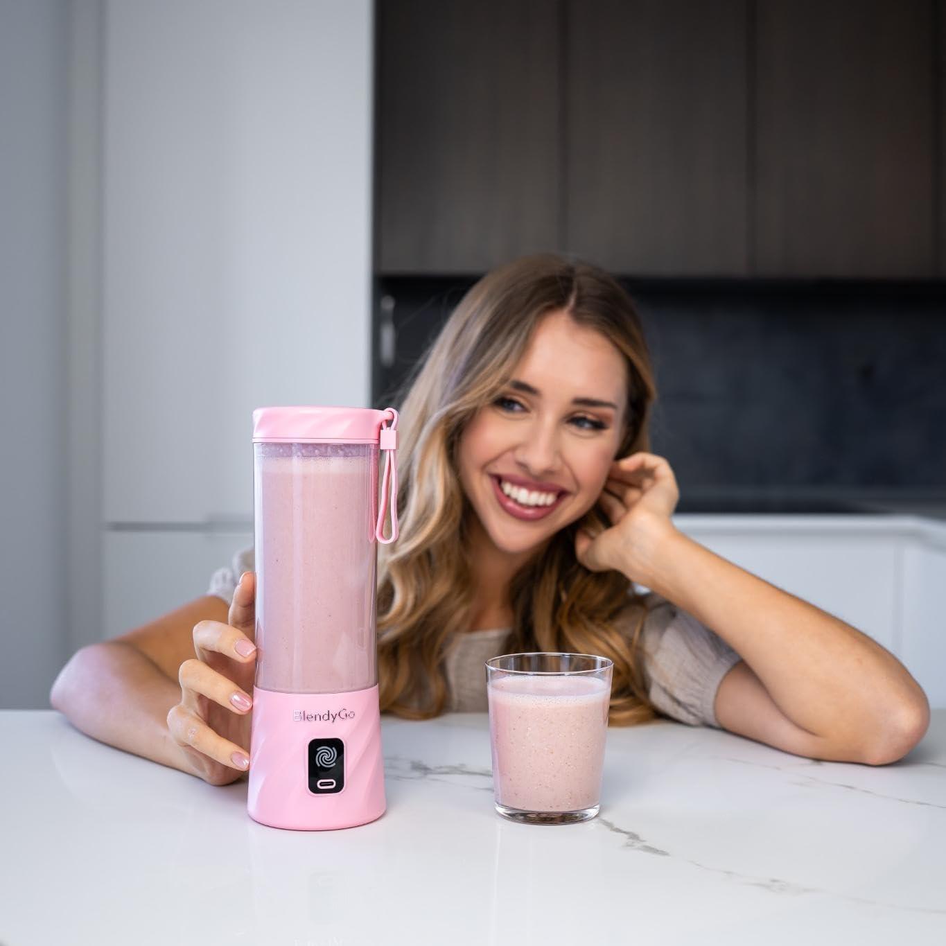 BlendyGo 3 Tragbarer Mixer, Mixer, Mini-Standmixer, 550 ml, Smoothie-Maker, Mixer Smoothie-Maker to Go, kabellos, zerkleinert Eis und Obst, BPA-frei, PulseMotion & BlendPro (Roségold) – Bild 3