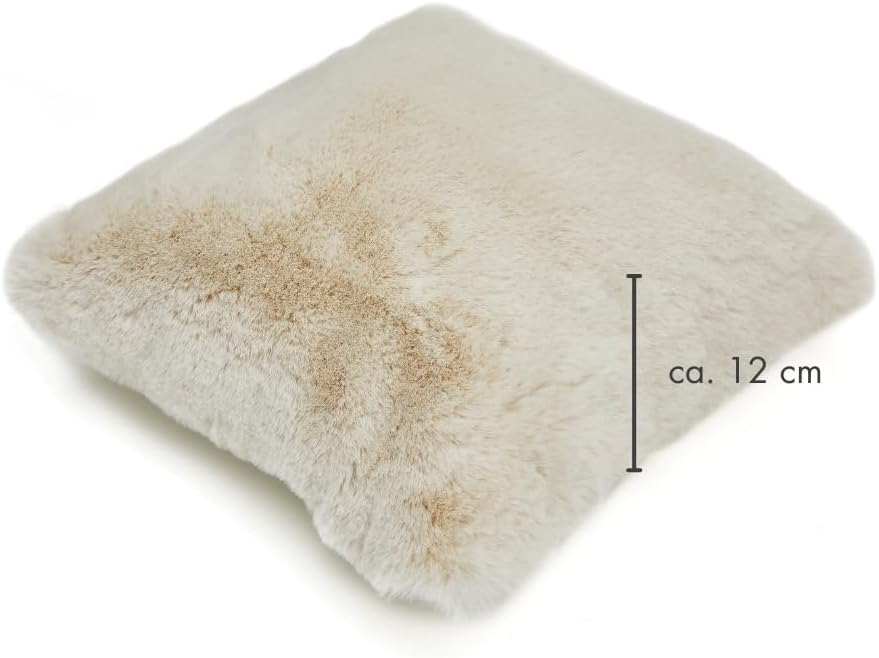 -LUXOR- Living Cushion Kunstfell Dekokissen Coste in Schaffelloptik, Flauschiges Kuschelkissen, Sofakissen für Wohnzimmer, 40 x 40 cm, Beige, 1 Stück – Bild 6