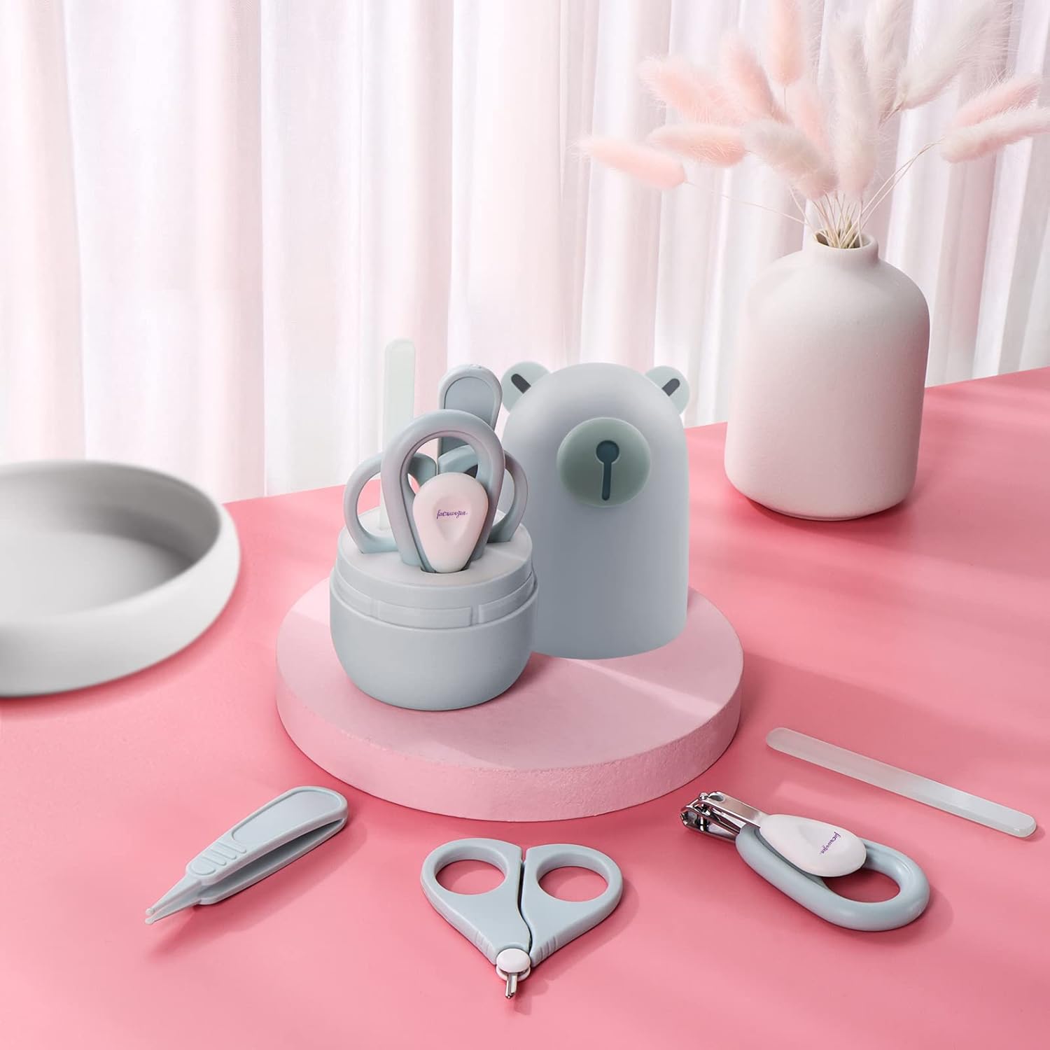 Baby 6-in-1-Pflegeset, Haarbürste und Kamm aus Naturholz, Nagelschere, Nagelfeile und Pinzette für Kinder und Neugeborene in süßer Geschenkverpackung – Bild 2