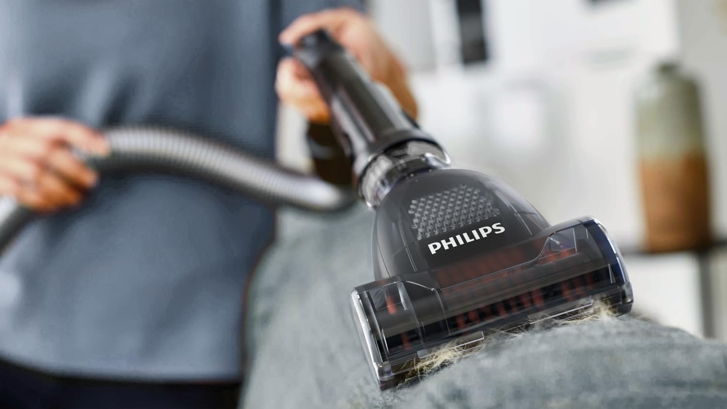 Philips FC9555/09 PowerPro Active beutelloser Staubsauger (900 W, 1,5 L Staubvolumen, inkl. Mini-Turbo-Saugbürste, Hartbodendüse) – Bild 2