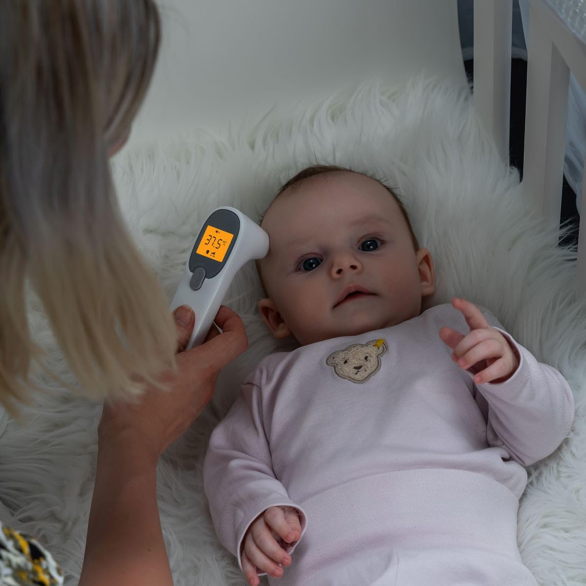 reer Color SkinTemp 3-in-1 kontaktloses Infrarot-Fieberthermometer zur genauen Messung an der Stirn, ideal für Babys und Kinder – Bild 5