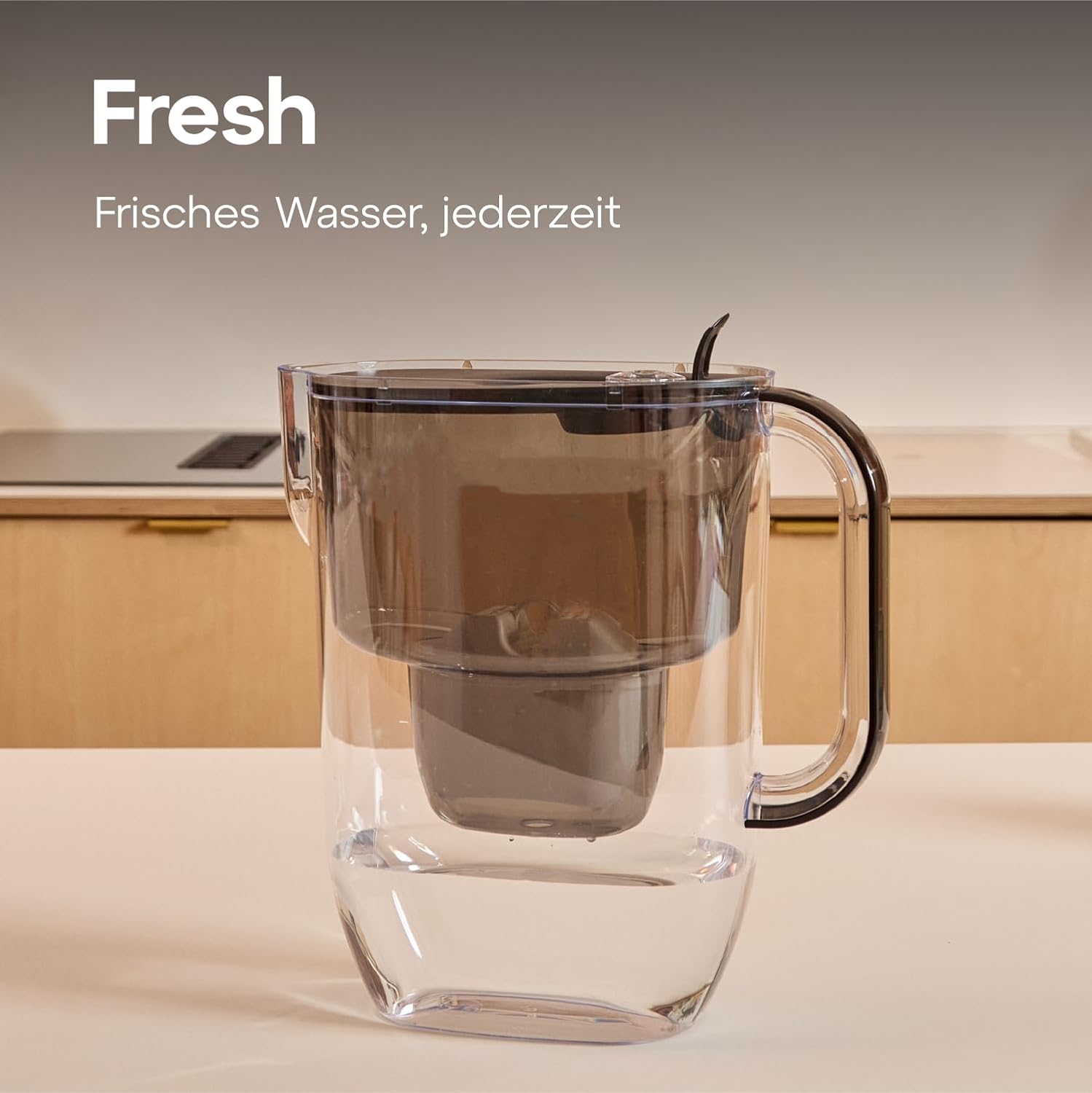 AQUAPHOR Frischwasserfilterkanne 3,2 L – Filterkanne mit 1 Maxfor+ Kartusche – Trinkwasserfilter reduziert Kalk & Chlor – Für Kaffee, Tee & Trinkwasser – Schwarz – Bild 8