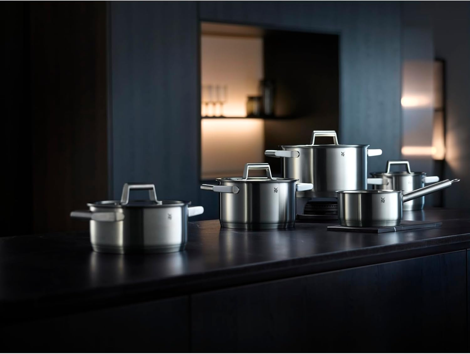 WMF Comfort Line 5-teiliges Induktions-Topfset mit Glasdeckel, Cromargan-Edelstahl matt, Skala, Induktions-Topfset, stapelbar, unbeschichtet – Bild 7