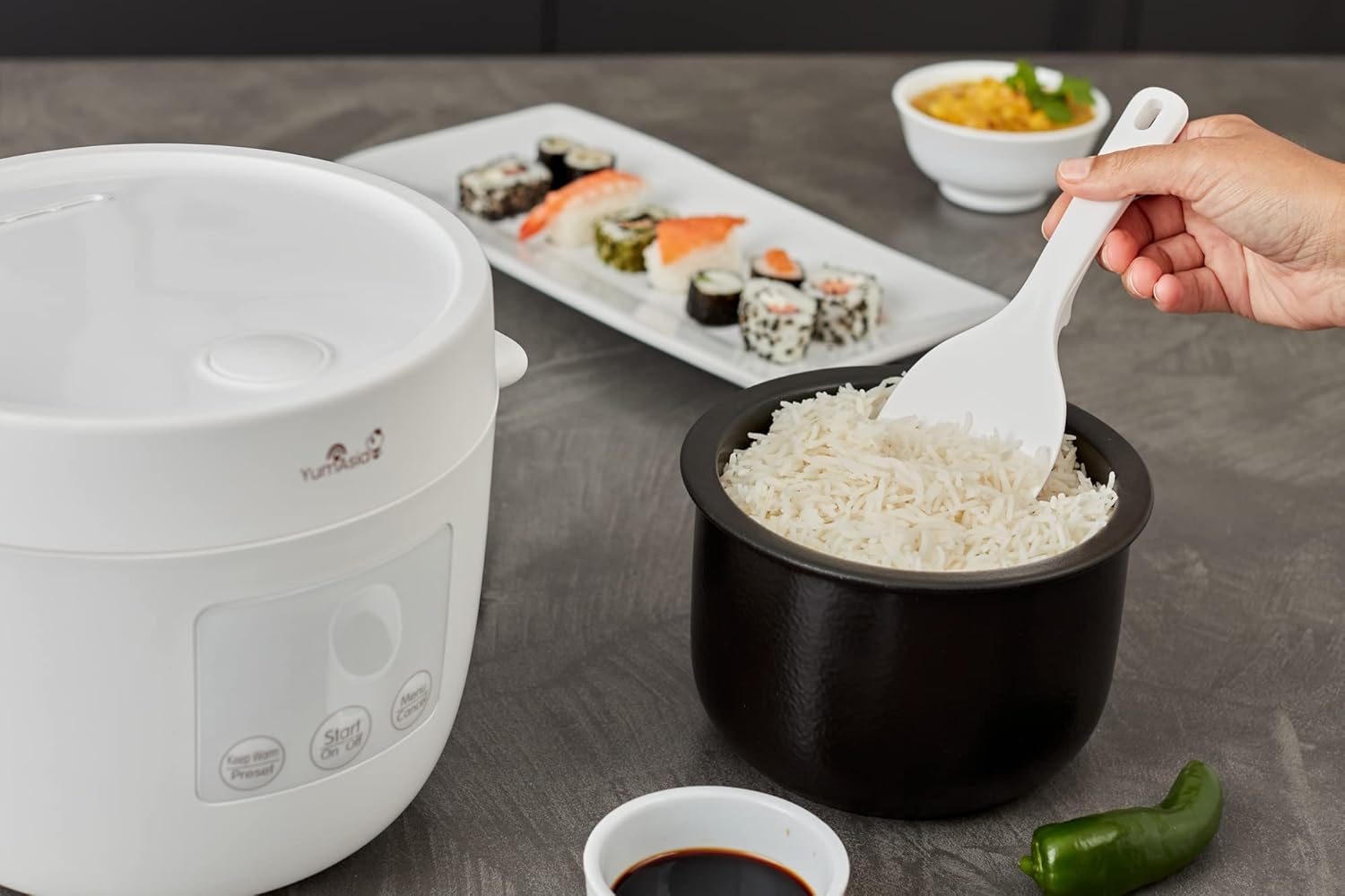 Yum Asia Tsuki Mini-Reiskocher mit Shinsei-Keramikschüssel (2,5 Tassen, 0,45 Liter), 5 Reiskochfunktionen, 2 Multicooker-Funktionen, versteckte LED-Anzeige, 220–240 V (Kieselweiß) – Bild 4