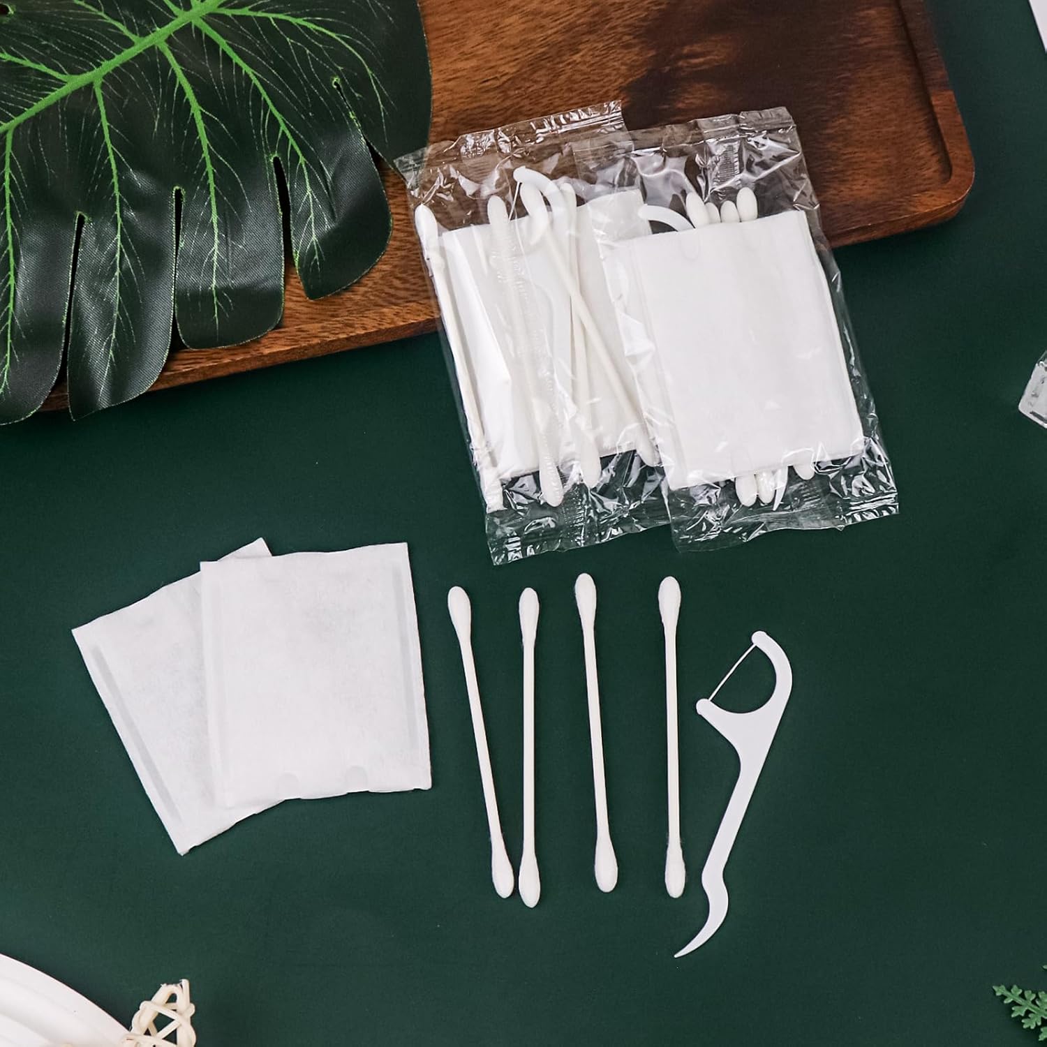 100-teiliges Hotel-Waschtischset, einzeln verpackt, großes Hotel-Ausstattungsset, Hospitality-Set, Annehmlichkeiten, Hotel-Waschtischset, Hygieneprodukte inklusive Wattepads, Wattestäbchen, Zahnseide – Bild 4