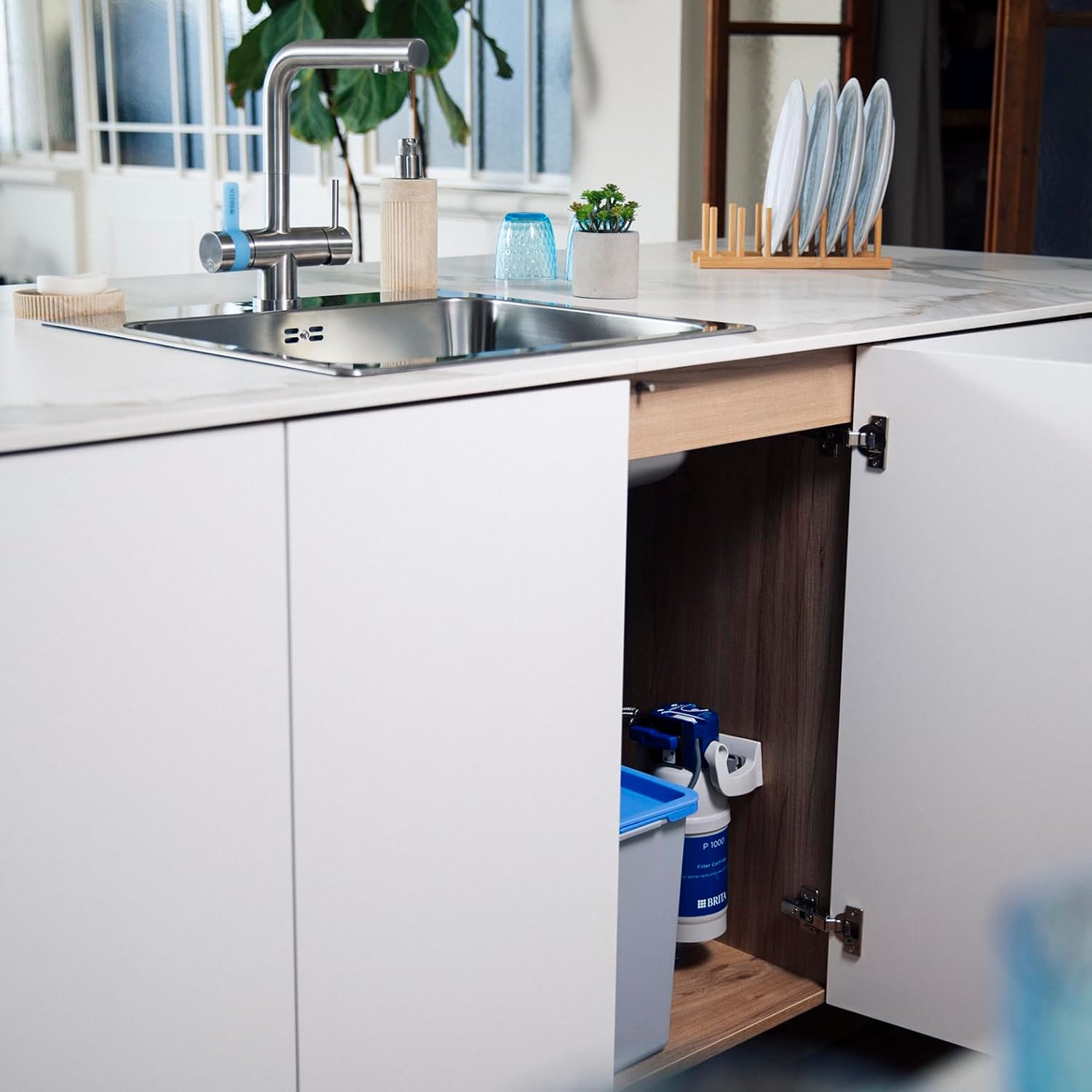 BRITA 3-Wege-Küchenarmatur (Edelstahl, quadratisch) inklusive 1 x BRITA P 1000 Wasserfilter – Küchenarmatur für gefiltertes und ungefiltertes Wasser direkt aus der Leitung – Bild 7