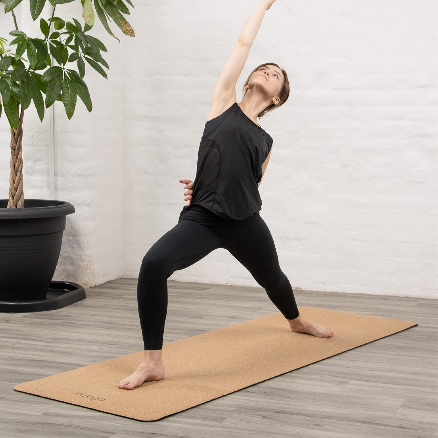 Myga Yogamatte aus Kork – Extra große Trainingsmatte mit tollem Halt, Pilates, Stretching und Fitness – umweltfreundlicher Naturkork – 205 cm x 70 cm x 6 mm – Bild 3
