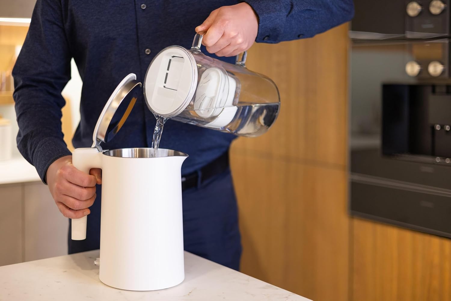 Wessper Wasserfilterkanne aus Glas, 3 l, kompatibel mit Brita Maxtra, inklusive 1 Wasserfilterkartusche, reduziert Kalk und Chlor, weiß – Bild 8