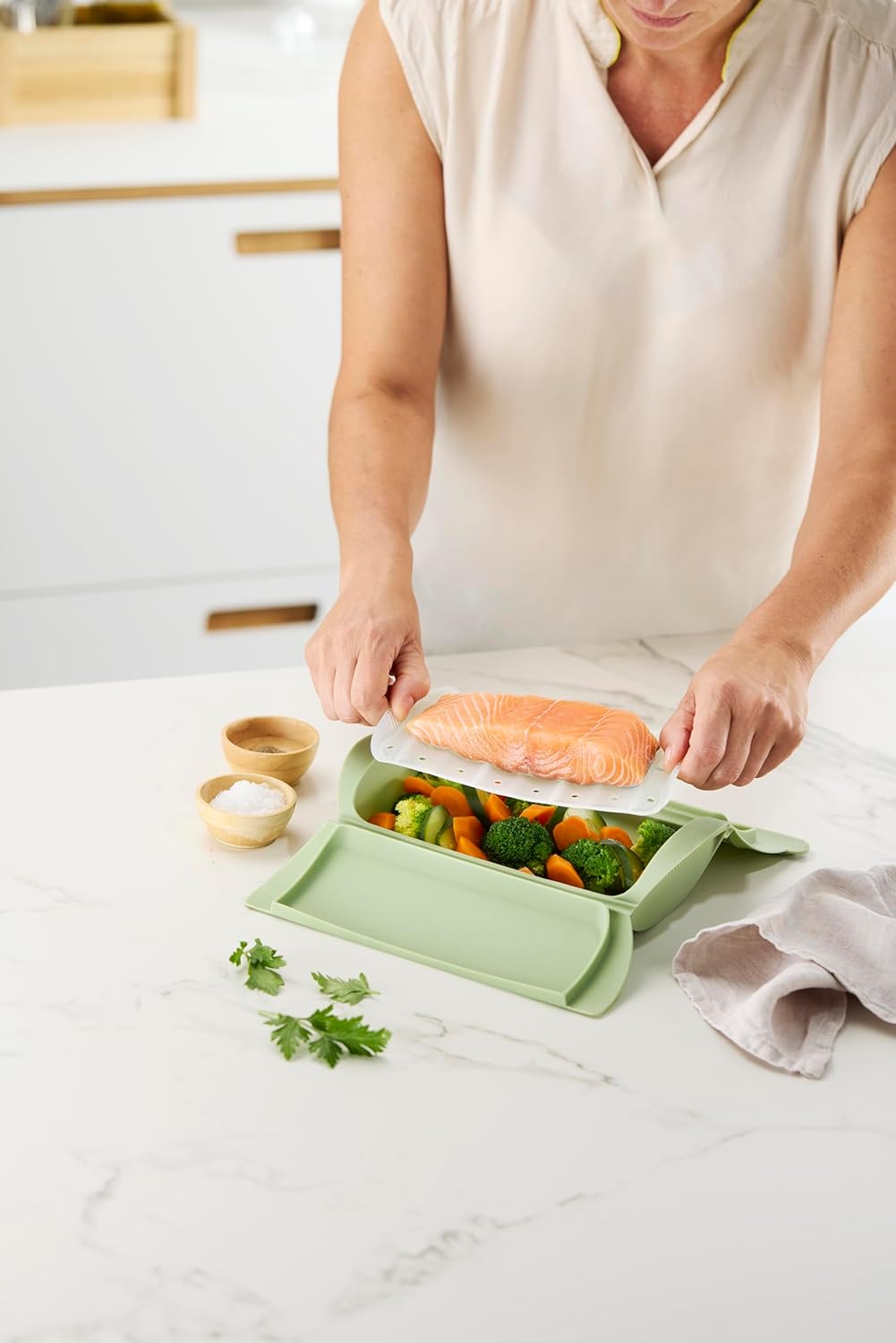 Lékué Silikon-Dampfgarer mit Ablage für 1,2 Portionen – Bild 6