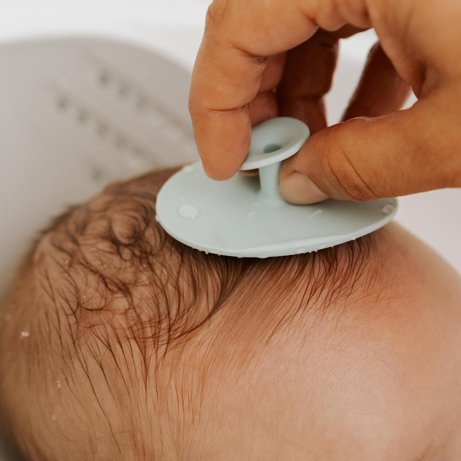 Nuby Baby-Badepflegeset mit 8 wichtigen Pflegeartikeln | Reisetasche | Wasserdichtes Futter | Ideal für Reisen oder den Heimgebrauch – Bild 2
