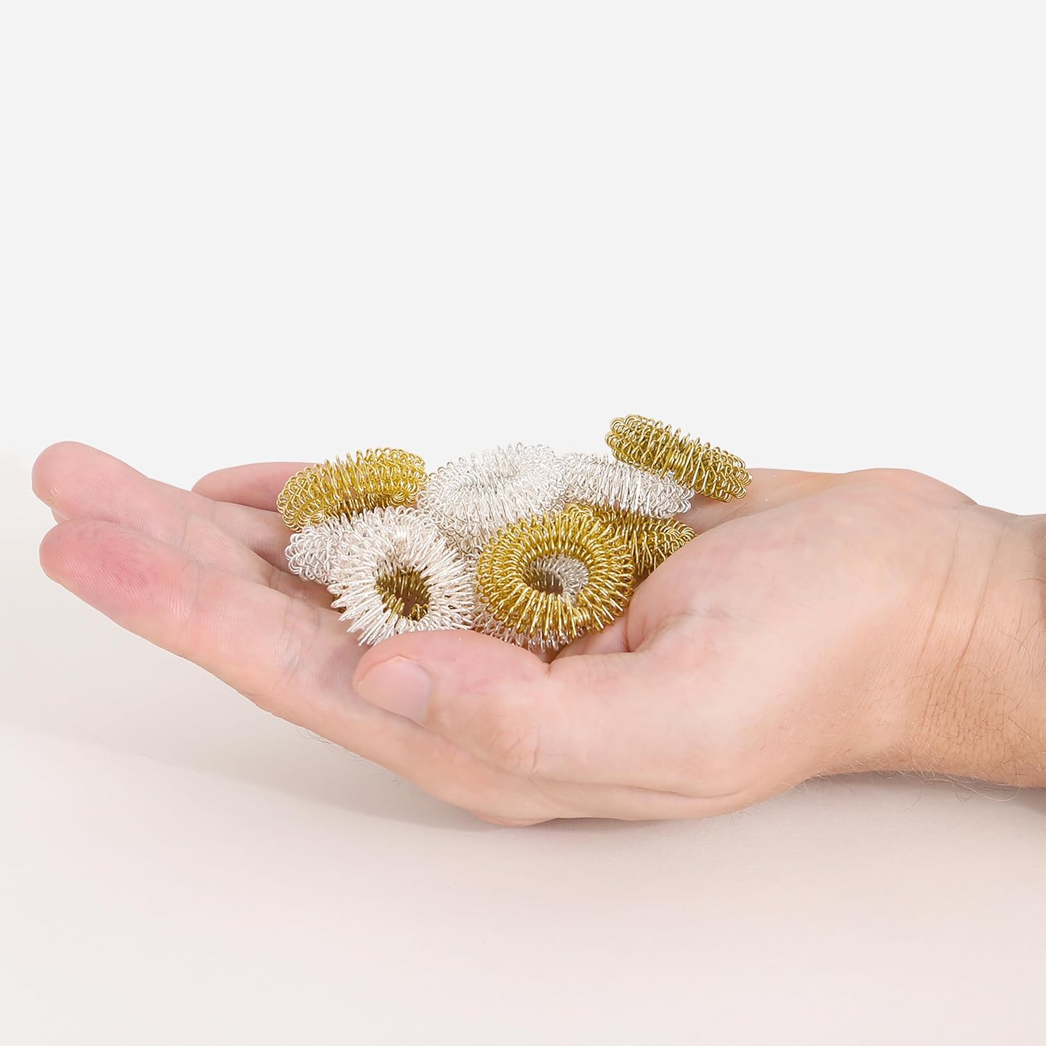 Premium Akupressurring (12er-Set) – Verbessertes Konzept 2020 – Fingermassagering – Akupressurringe | Massageringe für das Handgelenk | Anti-Stress-Fingermassagering – Bild 7