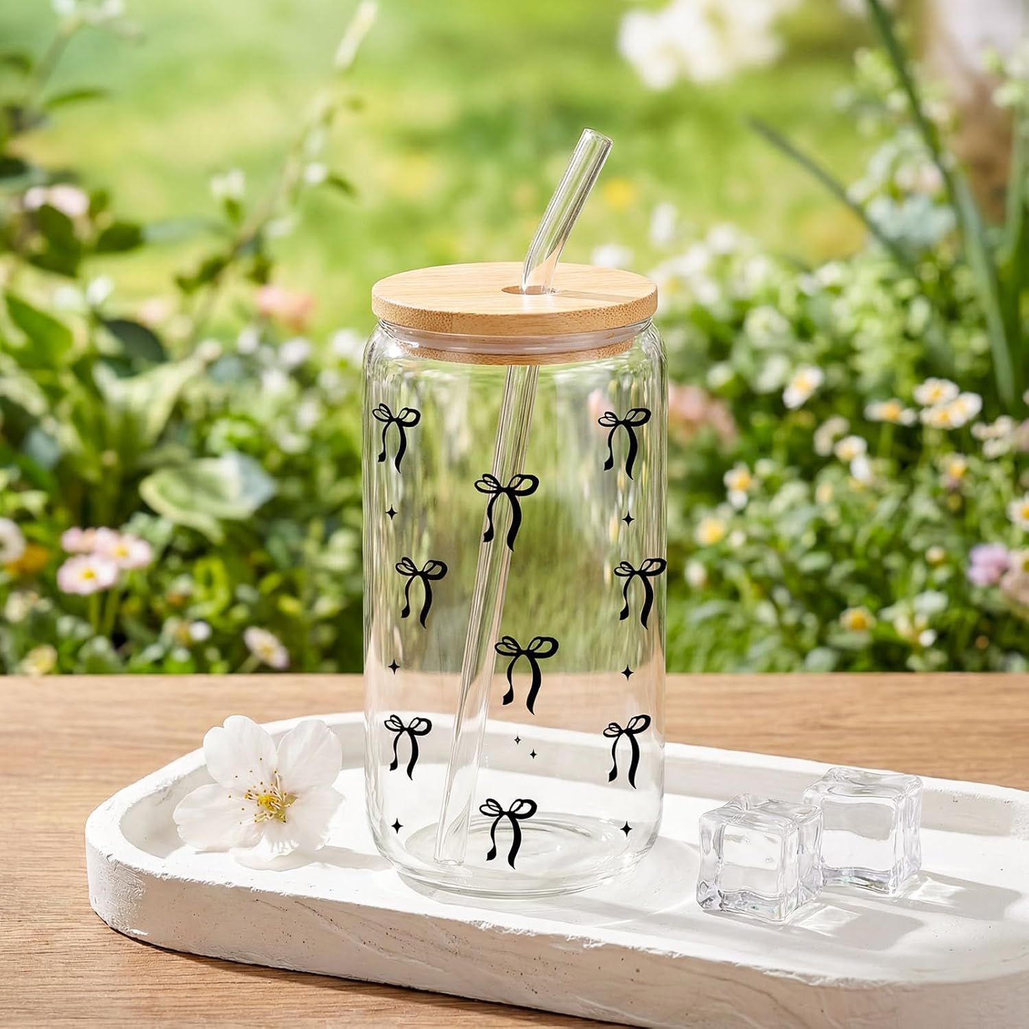 Giftota Elegantes Geburtstagsgeschenk für Frauen – Geschenkbox mit schwarzen Schleifen als exklusives Wellness-Geschenkset mit Duftkerze, Badebombe und stilvollen Beauty-Accessoires – Bild 3
