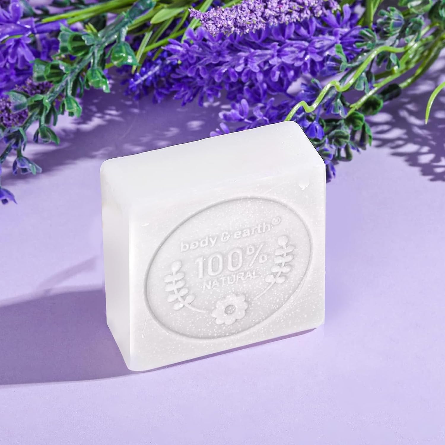 BODY & EARTH Geschenke für Frauen – 5-teiliges Orchideenduft-Geburtstagsgeschenk mit Duftkerze, Körperbutter, Handcreme, Badebombe, Geschenkbox, Wellness-Set für Freundin, Mama, Muttertagsgeschenk – Bild 3