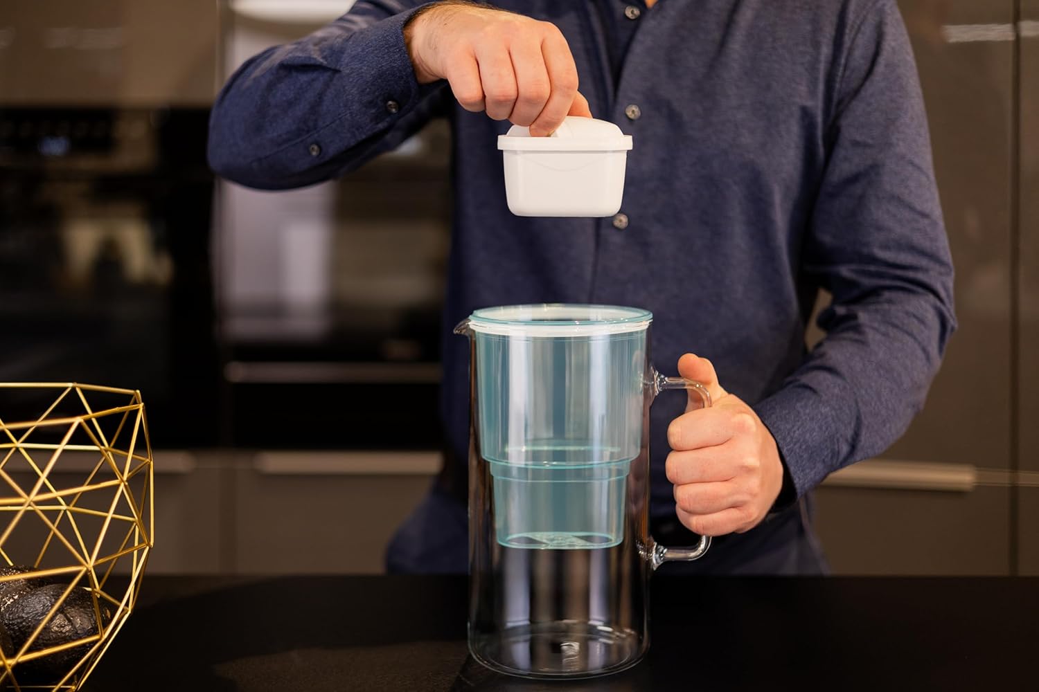 Wessper Wasserfilterkanne aus Glas, 3 l, kompatibel mit Brita Maxtra, inklusive 1 Wasserfilterkartusche, reduziert Kalk und Chlor, Mint – Bild 7