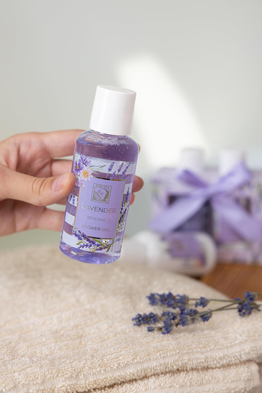 Accentra – Duschset Damen Geschenkset Lavendel in schöner Geschenkbox – 2-teiliges Pflegeset mit Duschgel und Bodylotion – Wellness-Geschenkset zum Geburtstag, Valentinstag, Muttertag und Geburtstag – Bild 11