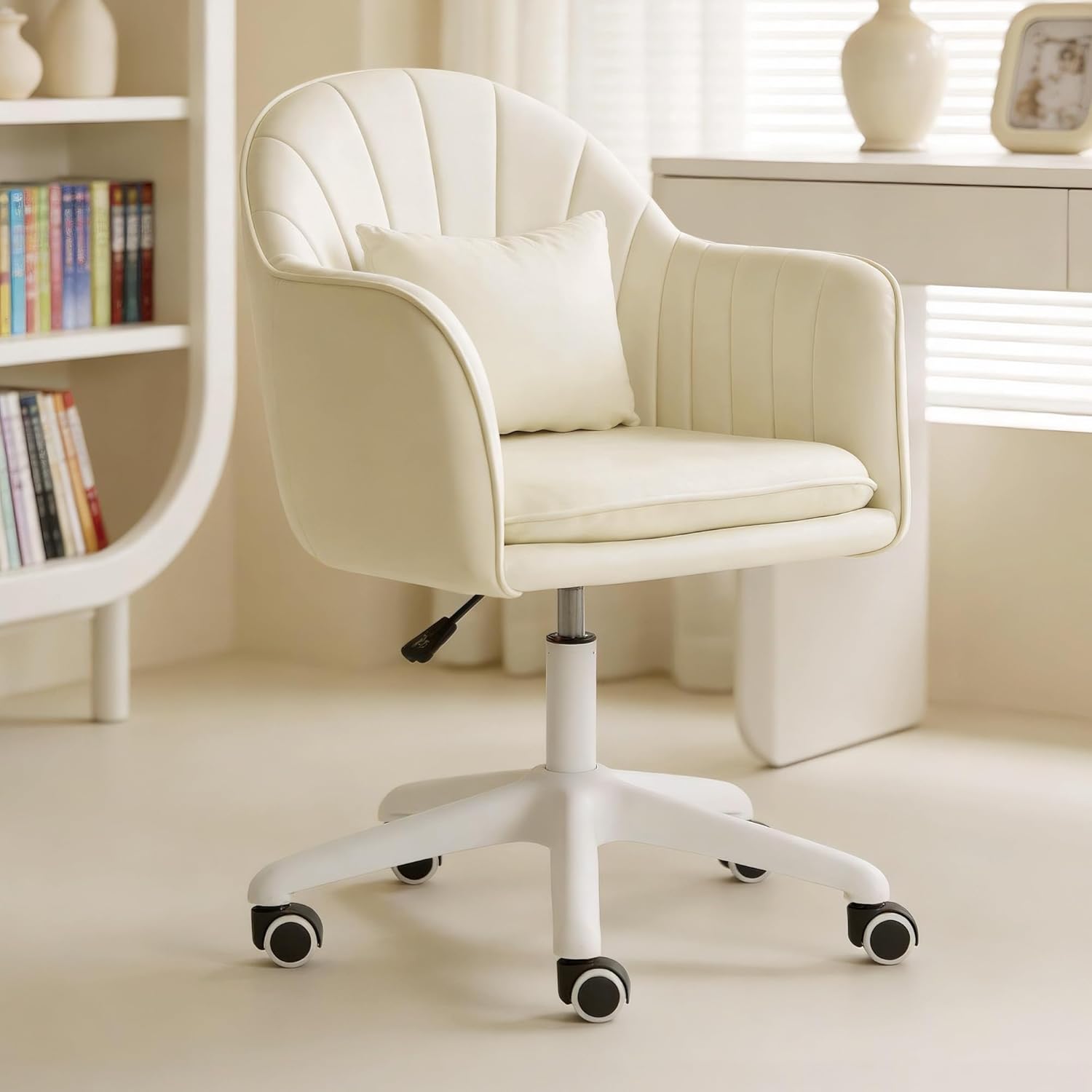 Ergonomischer Bürostuhl, um 360° drehbar, höhenverstellbar, Samtstuhl mit Kissen, Heimbürostuhl bis zu 250 PFD-Last, Schminktischstuhl für Arbeitszimmer, Schlafzimmer, Wohnzimmer, Beige – Bild 7