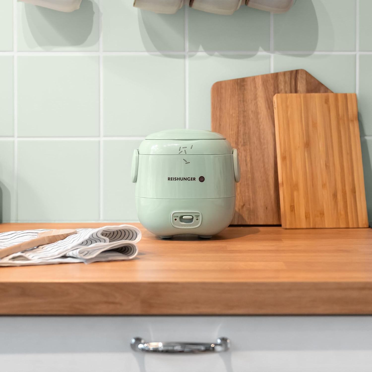 REISHUNGER Mini-Reiskocher, Salbeigrün, 0,3 l, 1-2 Portionen, hochwertige Keramikbeschichtung, Premium-Topf, handliche Größe für kleine Haushalte und unterwegs – Bild 3