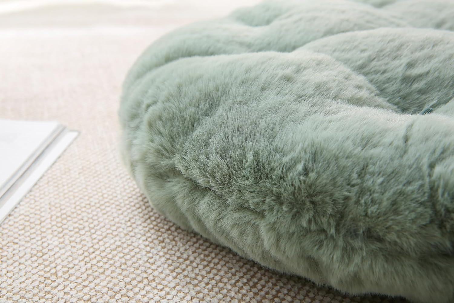 Rundes Bodenkissen für Erwachsene – 50 cm Meditationskissen aus Kunstkaninchenfell, weiches Sitzkissen für Wohnzimmer, Balkon, Yoga & Outdoor (Salbeigrün)