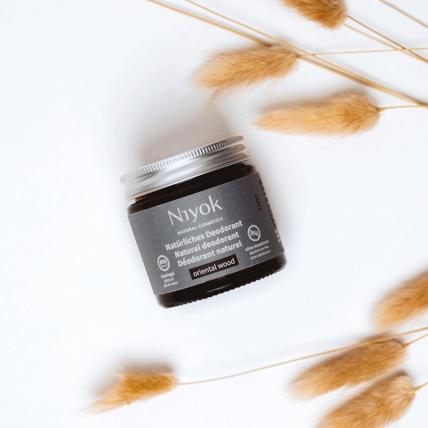 Niyok Oriental Wood 2-in-1 Anti-Transpirant Deo-Creme (40 ml), natürliches Deo ohne Aluminium, 24 Stunden Schutz vor Geruch und Schweiß, Deo-Creme, Unisex, feste Deo-Creme, vegan – Bild 7