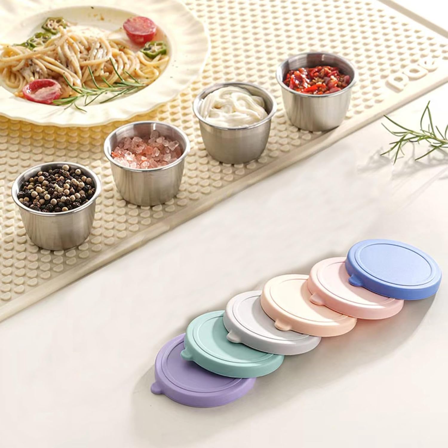 PandaEar Edelstahl-Behälter für Salatdressings mit Deckel – Set mit 6 Mini-Dosen mit Deckel, auslaufsichere Saucenbehälter, kleine Lebensmittelbehälter für Lunchbox und Essenszubereitung – Bild 5