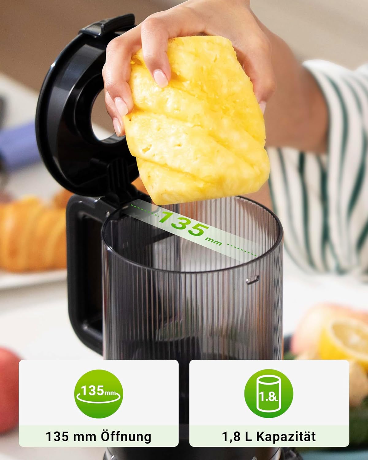 TUUMIIST Slow Juicer mit 135 mm extra großem Einfüllschacht, Entsafter Gemüse und Obst, Testsieger, anwendbar für ganzes Obst und Gemüse, leicht zu reinigen, hohe Saftausbeute, schwarz glänzend – Bild 2