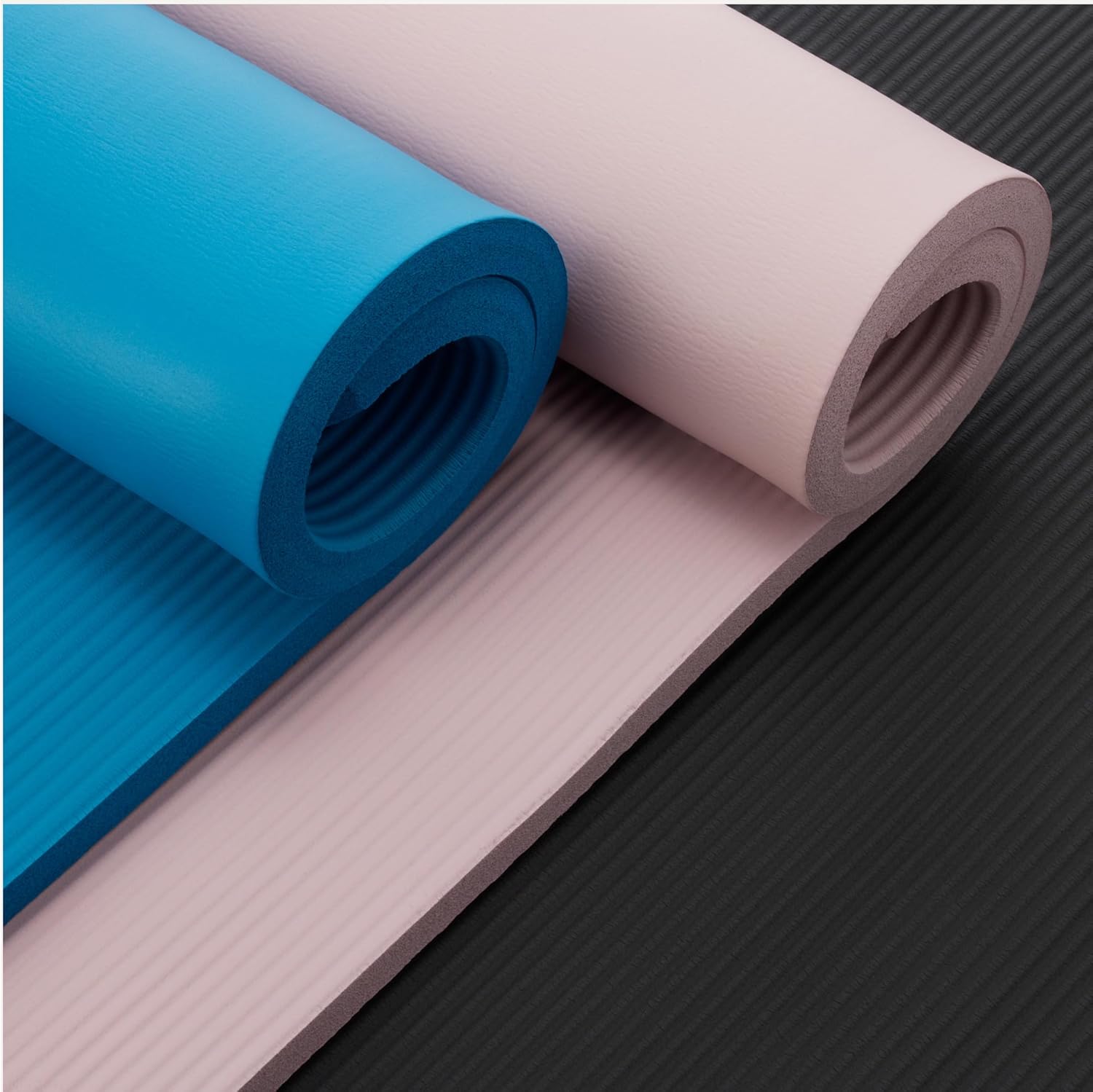 Amazon Basics 1 Zoll extra dicke Workout-Yogamatte mit Tragegurt – Bild 4