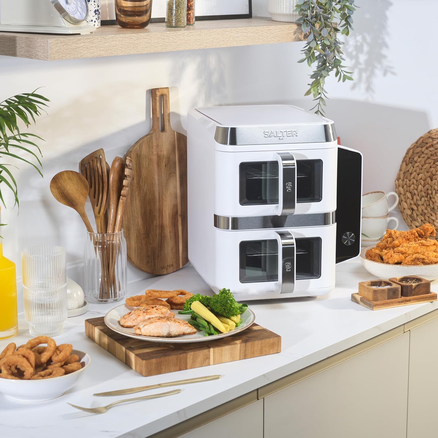 Salter VertiCook View Heißluftfritteuse – vertikale Doppelschublade, Kochen auf 4 Ebenen, XL 9 l Fassungsvermögen – 2 x 4,5 l Körbe, 2 Schubladen und 2 Gestelle, platzsparend, 12 Funktionen, Sync & Match, PFAS-frei, Weiß – Bild 6