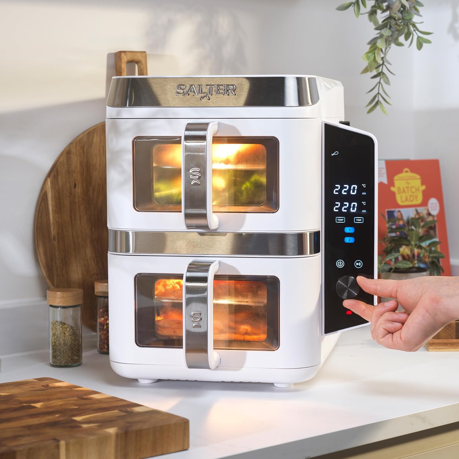 Salter VertiCook View Heißluftfritteuse – vertikale Doppelschublade, Kochen auf 4 Ebenen, XL 9 l Fassungsvermögen – 2 x 4,5 l Körbe, 2 Schubladen und 2 Gestelle, platzsparend, 12 Funktionen, Sync & Match, PFAS-frei, Weiß – Bild 4