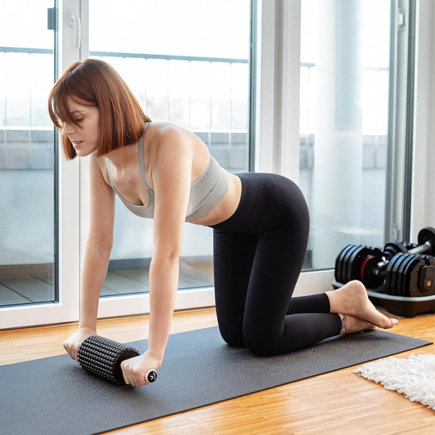 Faszienrolle 2-in-1 – Bauchrolle & Massagerolle | Rücken & Wirbelsäule schnell entspannen | Oberschenkelrolle, Beinrolle und Rückenrolle | Effektive Massage und Muskelregeneration für Sportler – Bild 3