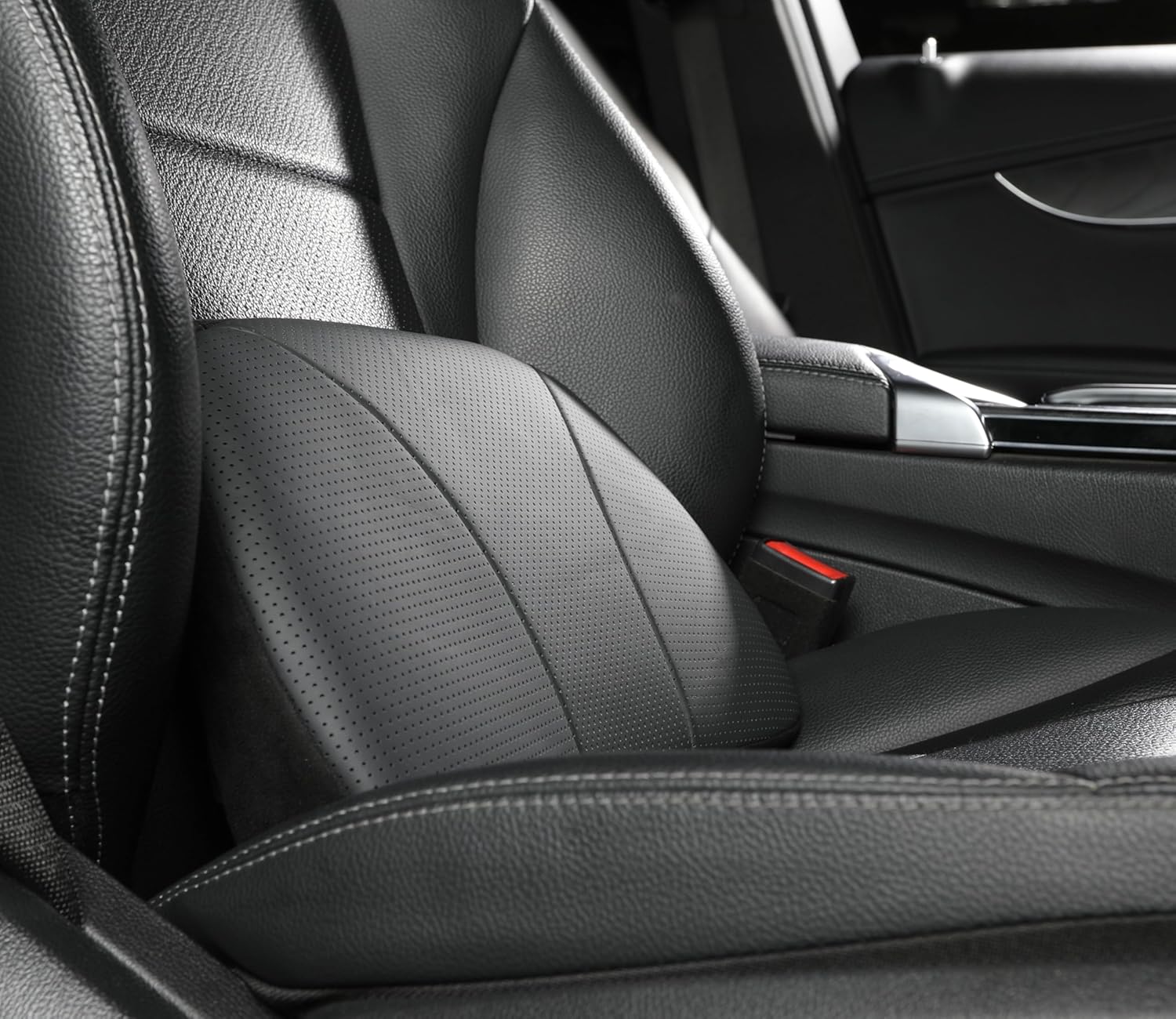 Lendenwirbelstützkissen aus echtem Rindsleder für das Auto, enge Taille verstellbar, Taille verstellbar, Memory-Schaum-Füllung, universell für Auto, Büro und Ruhesessel – Komfortsteigernd, tragbar, 39 x 22 cm – Bild 2
