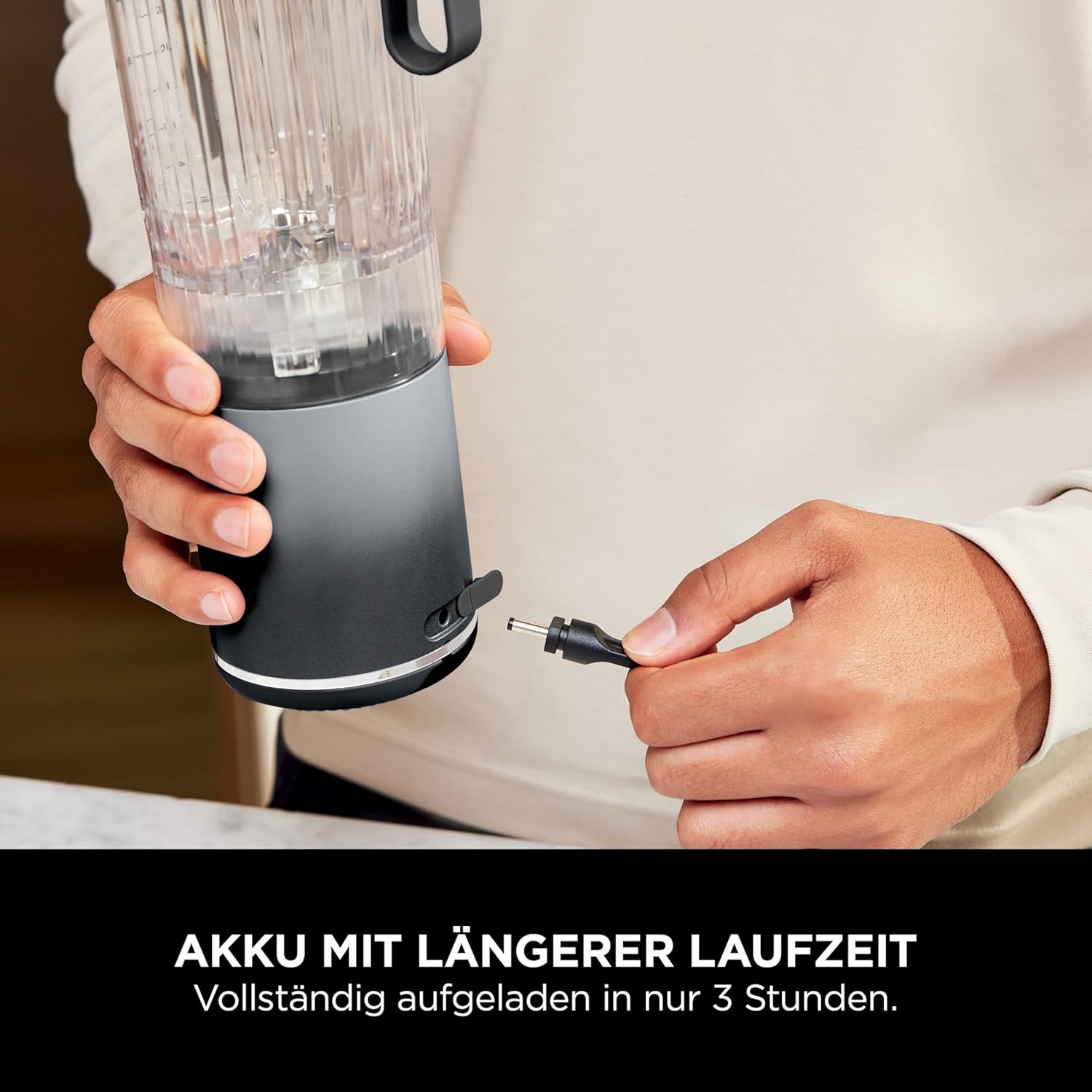 Ninja Blast Max BC251EUGY Tragbarer Mixer/Mixer/Smoothie-Maker, 570 ml, wiederaufladbar, Mixbecher und auslaufsicherer Deckel, 3 Funktionen, Smoothies, Protein-Shakes, Cool Grey – Bild 13