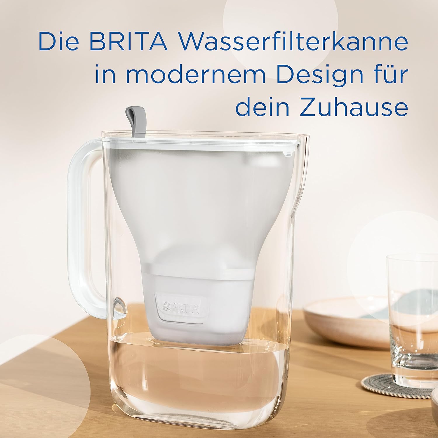 BRITA Style XL-Wasserfilterkrug Hellgrau (3,6 l) inklusive 1 Maxtra Pro All-in-1-Kartusche – großer Filter in modernem Design für den Kühlschrank zur Reduzierung von Kalk, Chlor, Blei und Kupfer – Bild 2