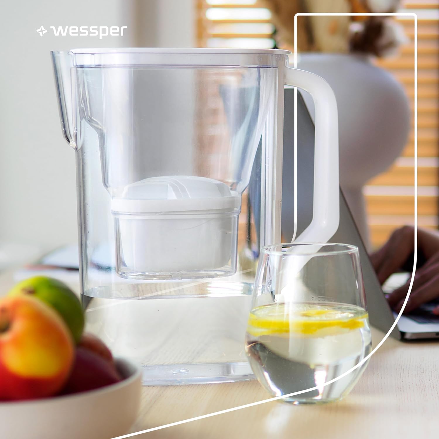Wessper Wasserfilterkanne mit Filter, Kühlschranktürkanne 2,7 Liter, Filterkartuschen mit Aktivkohle und Ionenaustauschharz, Set Kanne und 6 Wasserfilter, Weiß – Bild 9