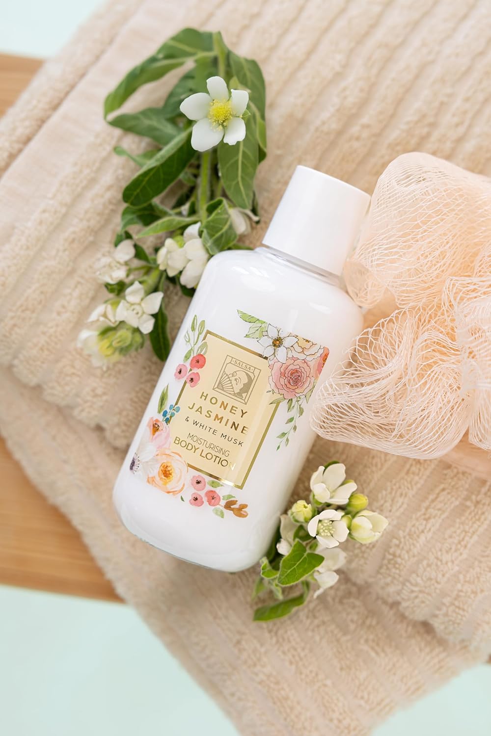 Accentra Honey Jasmine Damen-Duschset in schöner Geschenkbox, 4-teiliges Pflegeset mit Duschgel, Bodylotion, Körperbutter und Mesh-Schwamm, Geschenkset für Geburtstag und Valentinstag – Bild 10