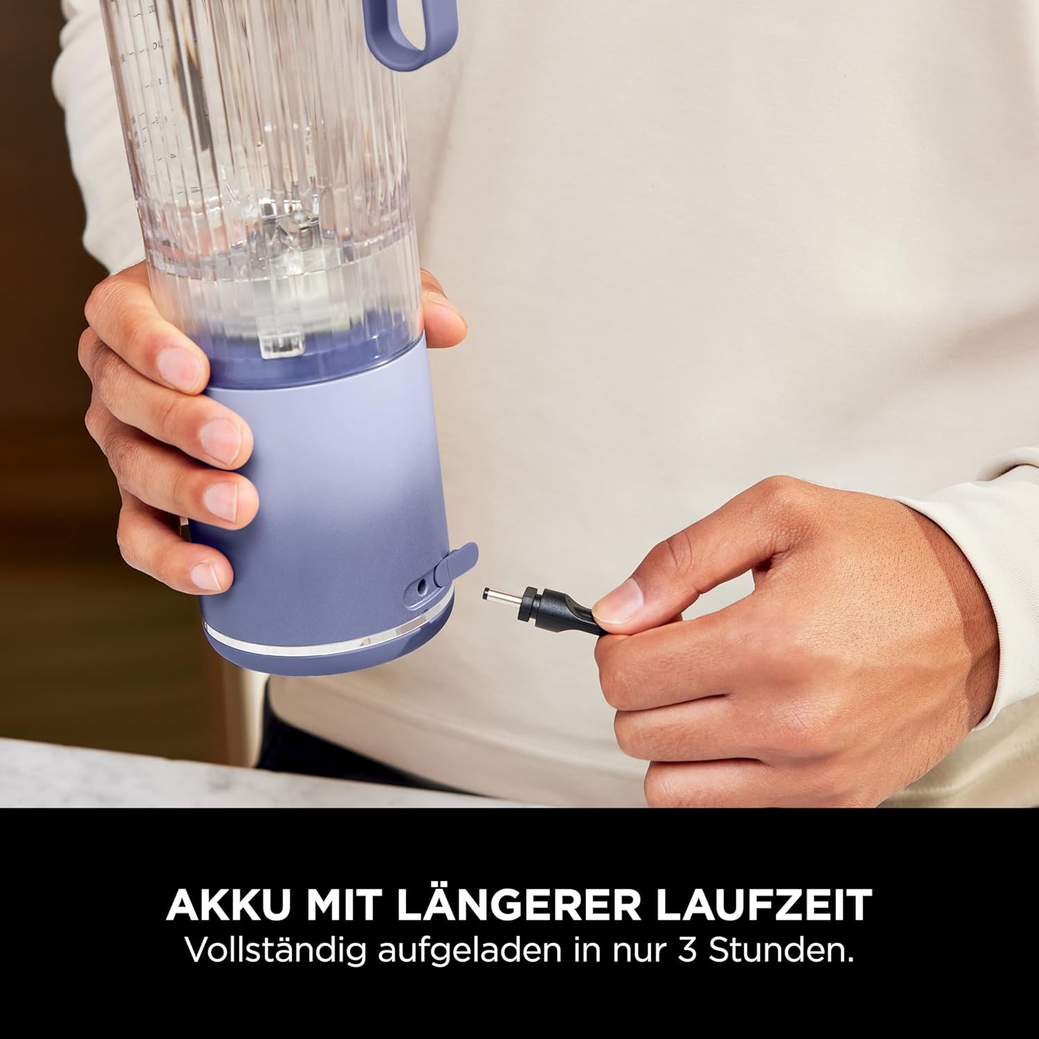 Ninja Blast Max BC251EULS Tragbarer Mixer/Smoothie-Maker, 2 x 570 ml, wiederaufladbar, Mixbecher & auslaufsicherer Deckel, 3 Funktionen, Smoothies, Protein-Shakes, Lavendel/Silber – Bild 12