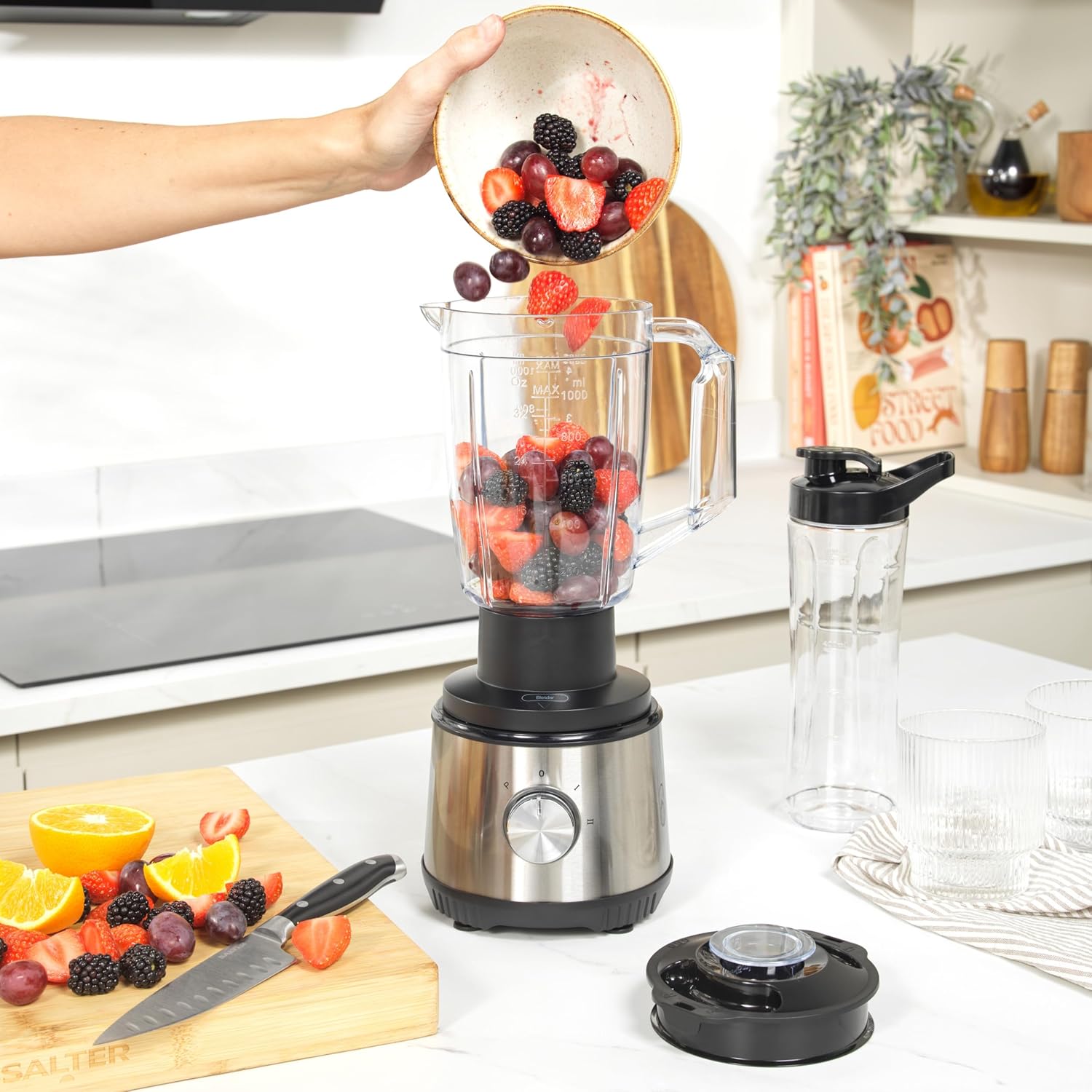 Salter 4-in-1-Entsafter & Mixer – Fruchtsaftpresse & Smoothie-Maker, 1L Mixbehälter, inkl. 600 ml Sportflasche, Kaffeemühle, 2 Geschwindigkeitsstufen & Pulse-Funktion – Bild 3