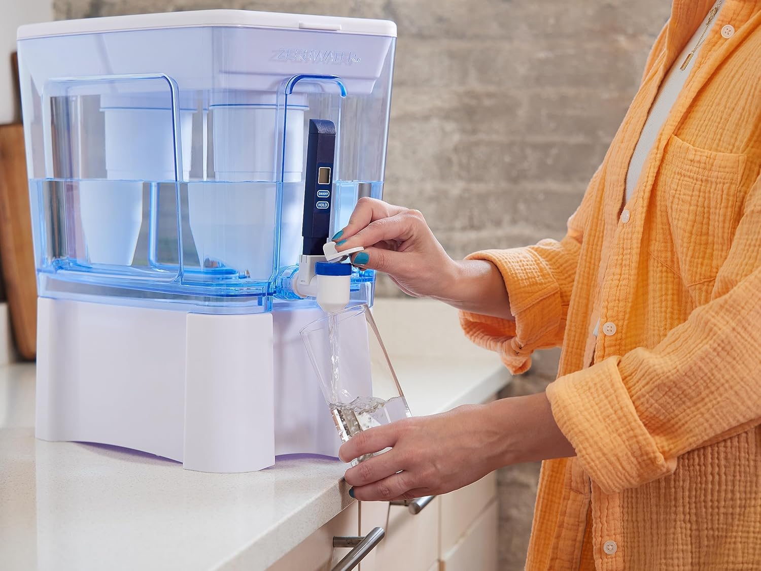 ZeroWater Instant Read Wasserfilterspender, 12,3 Liter, 5-stufiger Wasserfilterspender mit sofortiger Anzeige, 0 TDS, IAPMO-zertifiziert zur Reduzierung von Blei, Chrom und PFOA/PFOS – Bild 8