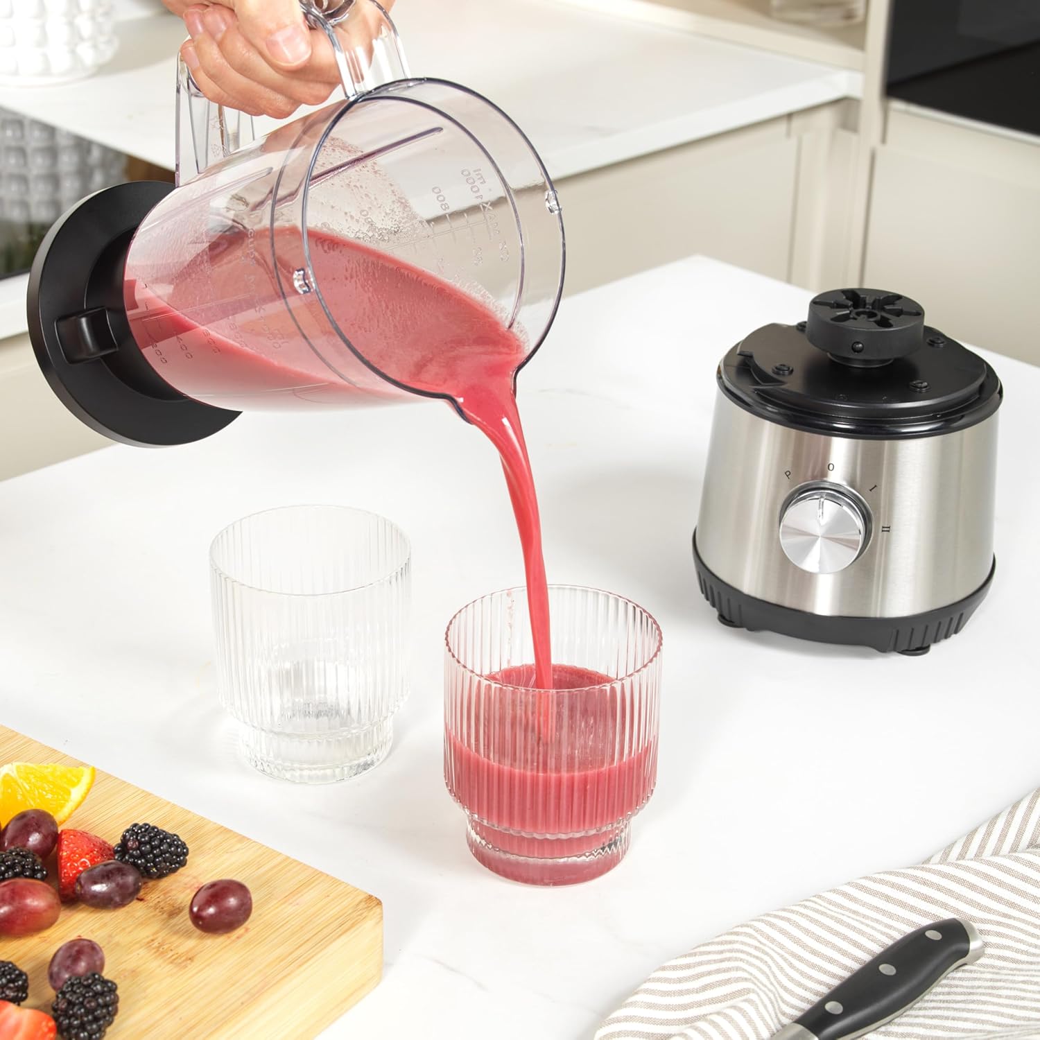 Salter 4-in-1-Entsafter & Mixer – Fruchtsaftpresse & Smoothie-Maker, 1L Mixbehälter, inkl. 600 ml Sportflasche, Kaffeemühle, 2 Geschwindigkeitsstufen & Pulse-Funktion – Bild 4
