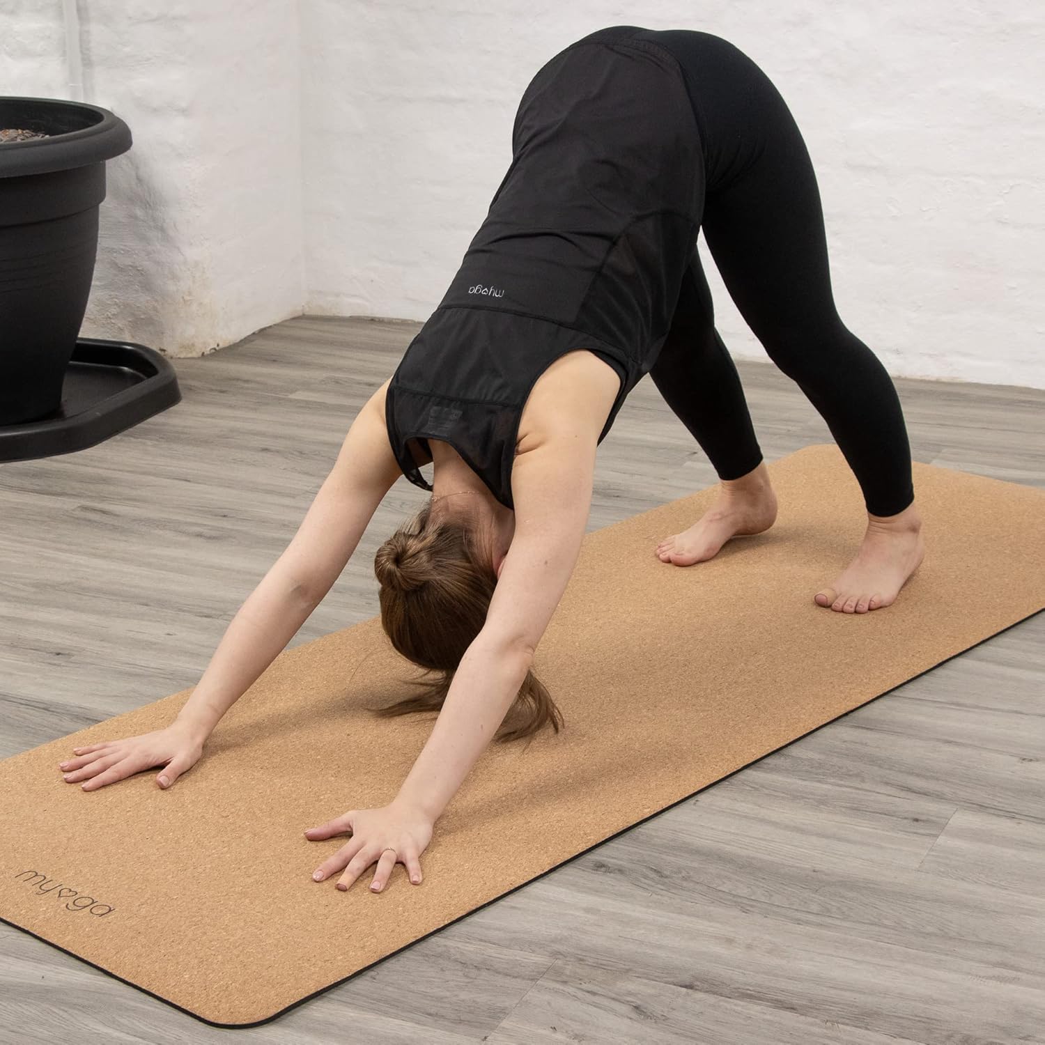 Myga Yogamatte aus Kork – Extra große Trainingsmatte mit tollem Halt, Pilates, Stretching und Fitness – umweltfreundlicher Naturkork – 205 cm x 70 cm x 6 mm – Bild 4