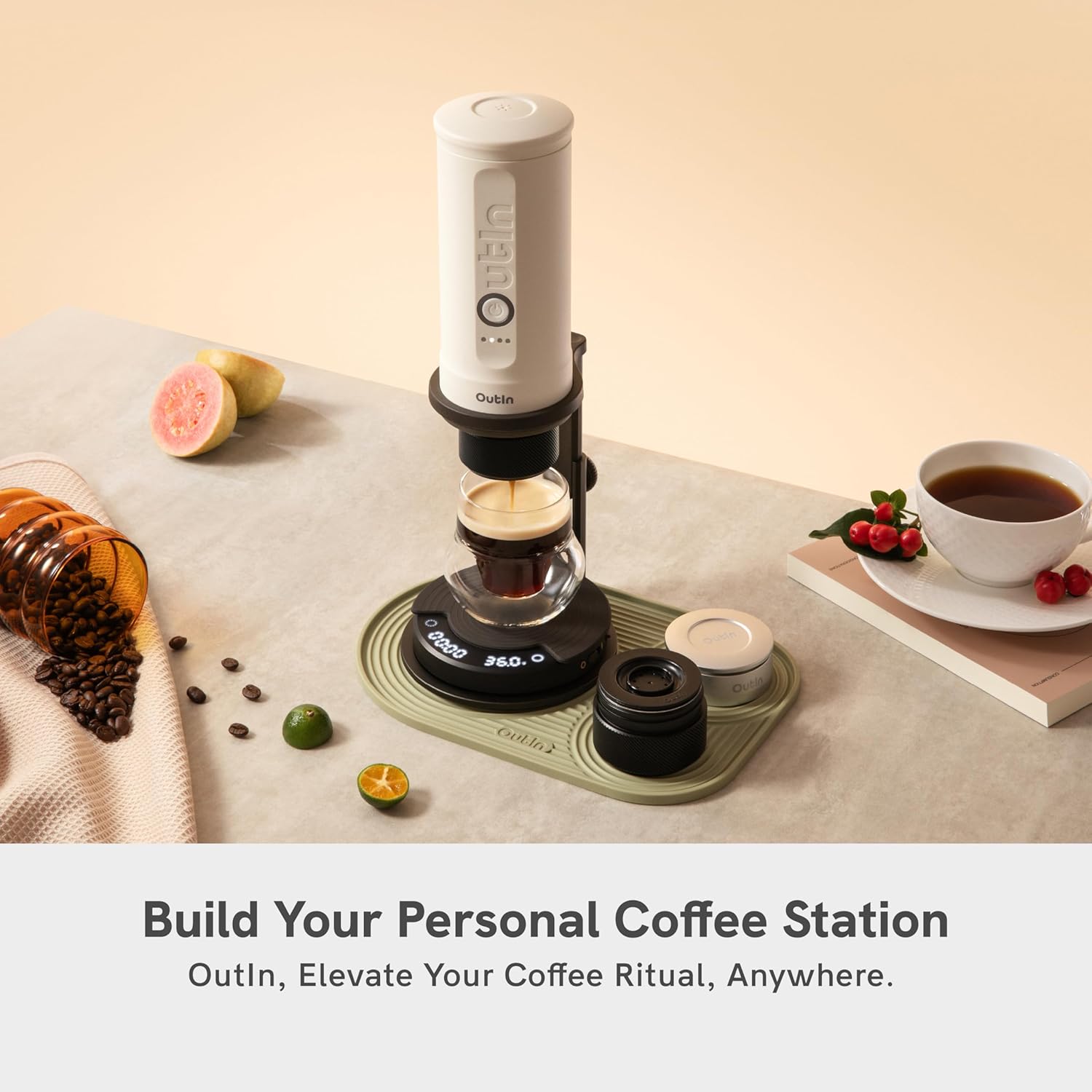 OutIn Claro Tragbare Kaffeewaage mit Timer – Digitale Espressowaage 2 kg/0,1 g, Mini-Kaffeewaage mit Schutztasche, wiederaufladbare Küchenwaage zum Übergießen und Kaffeezubereitung – Bild 7