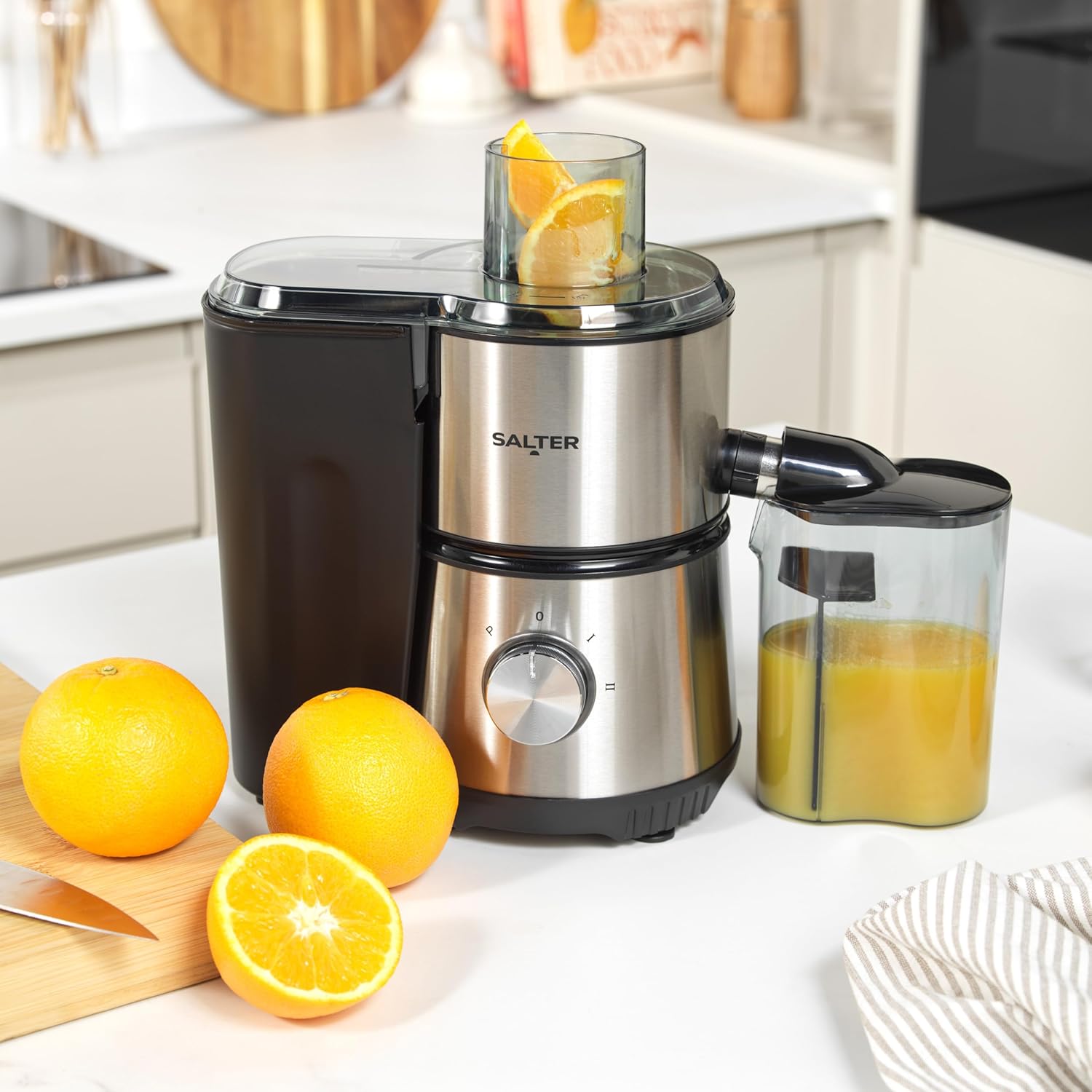 Salter 4-in-1-Entsafter & Mixer – Fruchtsaftpresse & Smoothie-Maker, 1L Mixbehälter, inkl. 600 ml Sportflasche, Kaffeemühle, 2 Geschwindigkeitsstufen & Pulse-Funktion – Bild 2