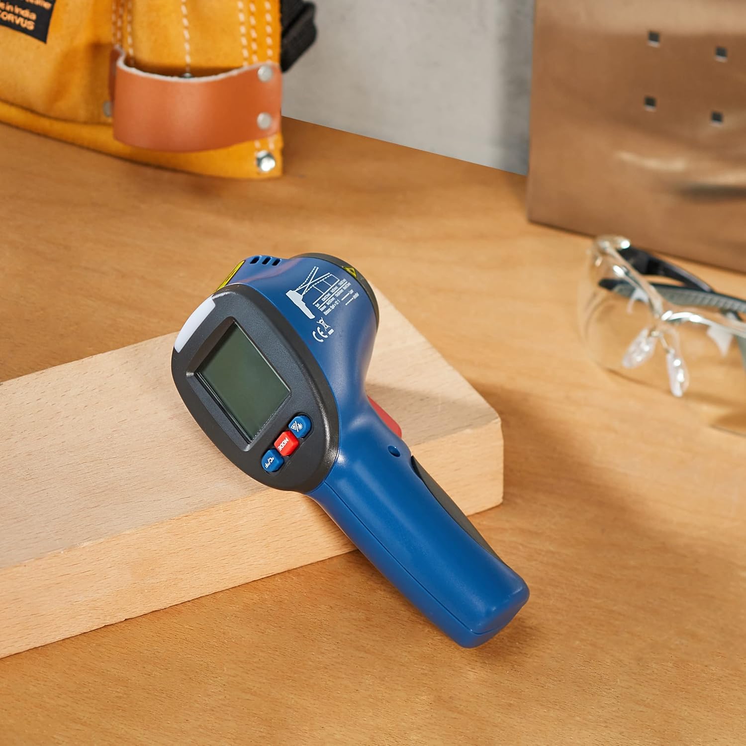 TFA Dostmann Schimmeldetektor Infrarot-Thermometer mit Taupunkterkennung und Doppellaser, blau, L110 x B72 x H240 mm – Bild 7
