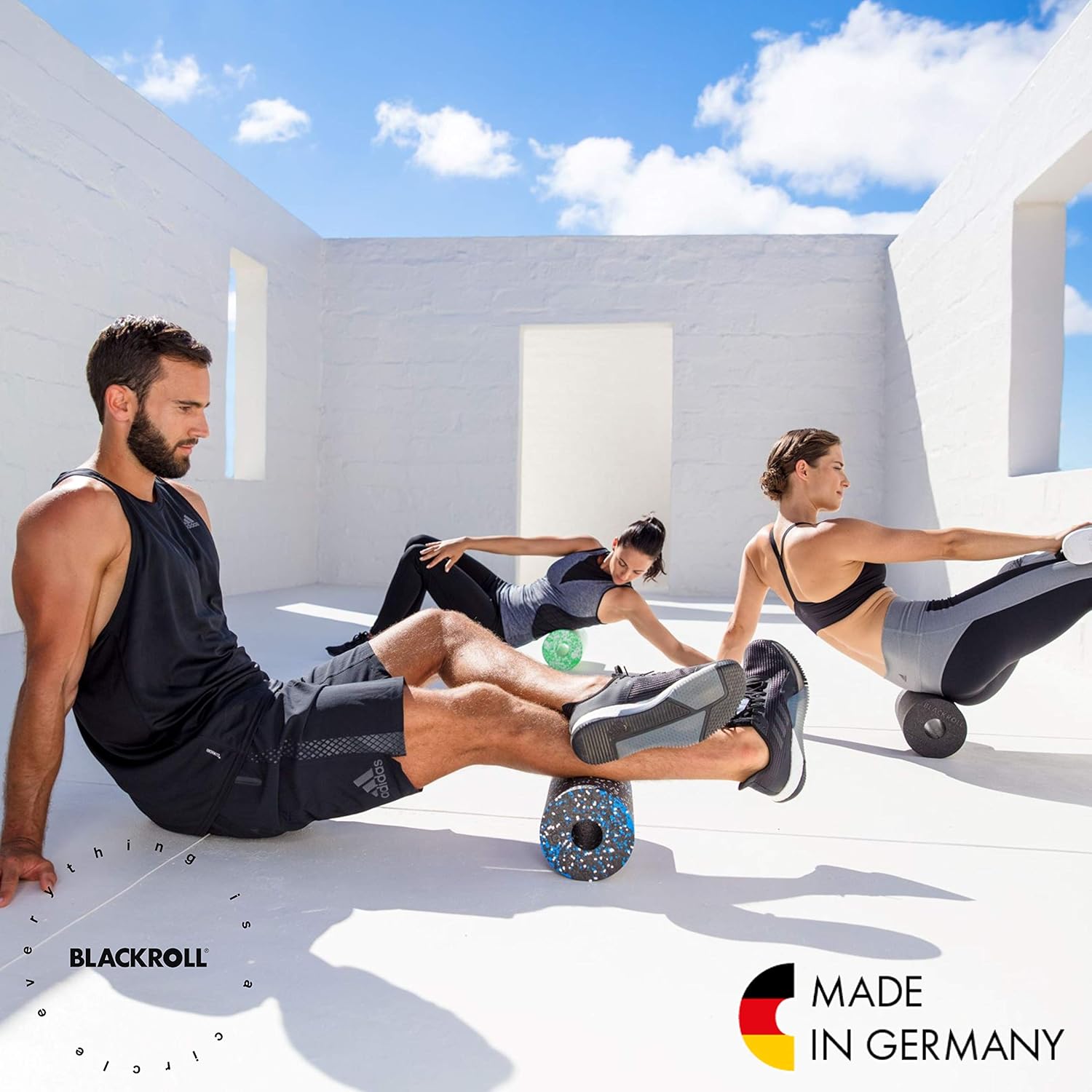 BLACKROLL® MED Faszienrolle (30 cm x 15 cm), weiche Massagerolle für schmerzempfindliche Menschen, Fitnessrolle für sanfte Massage, ideal für Zuhause, weiche Härte, hergestellt in Deutschland – Bild 6
