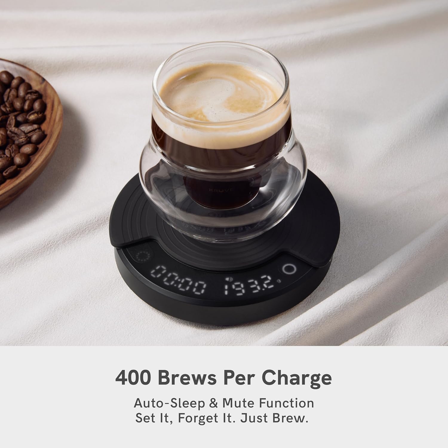 OutIn Claro Tragbare Kaffeewaage mit Timer – Digitale Espressowaage 2 kg/0,1 g, Mini-Kaffeewaage mit Schutztasche, wiederaufladbare Küchenwaage zum Übergießen und Kaffeezubereitung – Bild 4