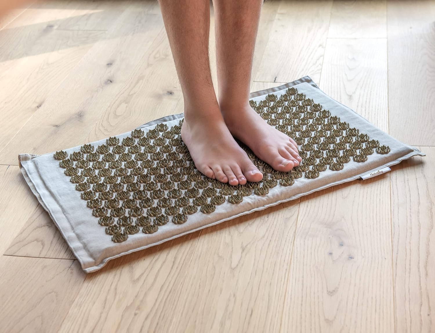 naturling Akupressurmatte 70 x 45 cm mit Kissen und Tasche – Nachhaltiges Akupunkturmatten-Set aus Leinenstoff und Kokosfasern – Bild 4