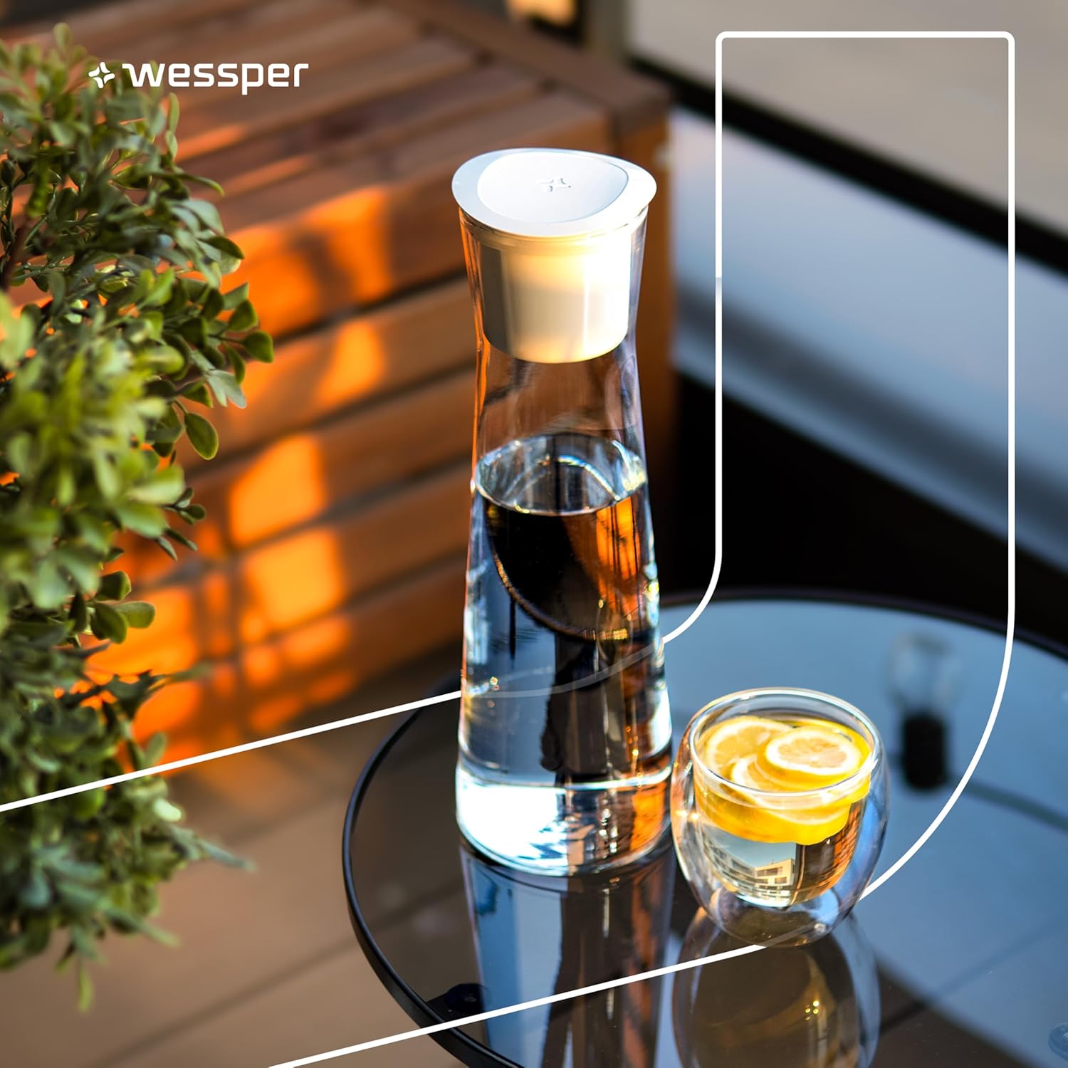 Wessper Glas-Wasserfilterkaraffe, 1 Liter, Wasserkaraffe mit Mikroscheiben-Wasserfilter, Glaskaraffe mit Deckel, zum Filtern von Wasser und Kaltgetränken, BPA-frei, Weiß – Bild 5