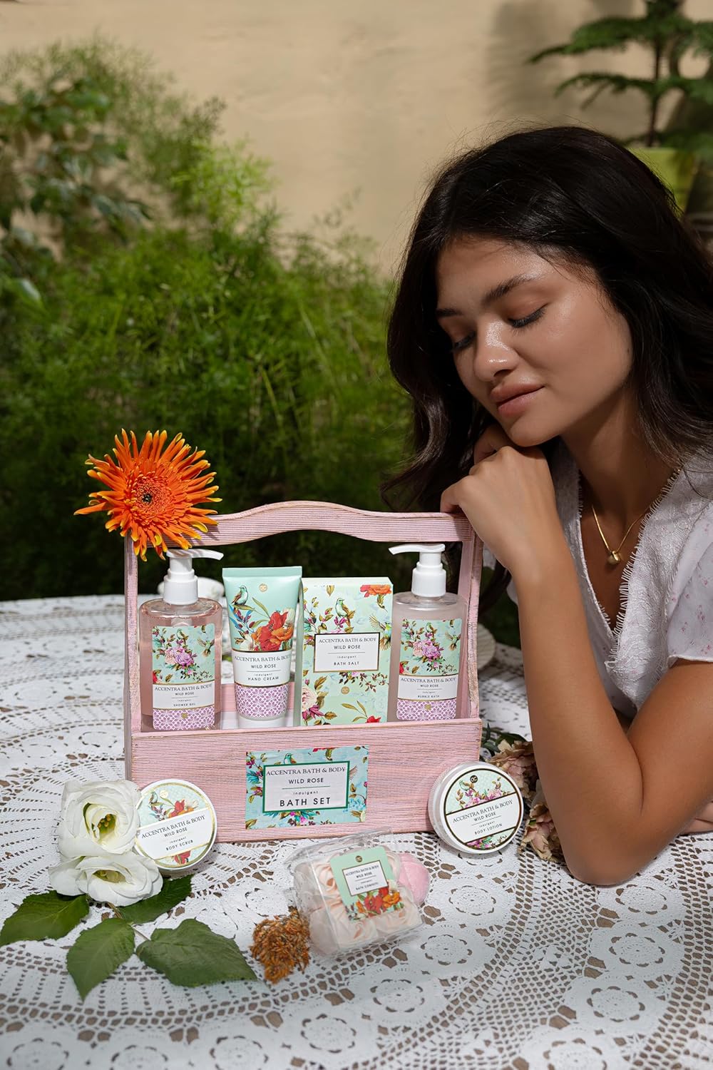 Accentra Duschset Damen Geschenkset im Holzkorb – 8-teiliges Pflegeset mit Duschgel, Körperlotion, Badezusätzen, Peeling & Handcreme – Wellness-Geschenkset für Geburtstag, Valentinstag & Weihnachten – Bild 9