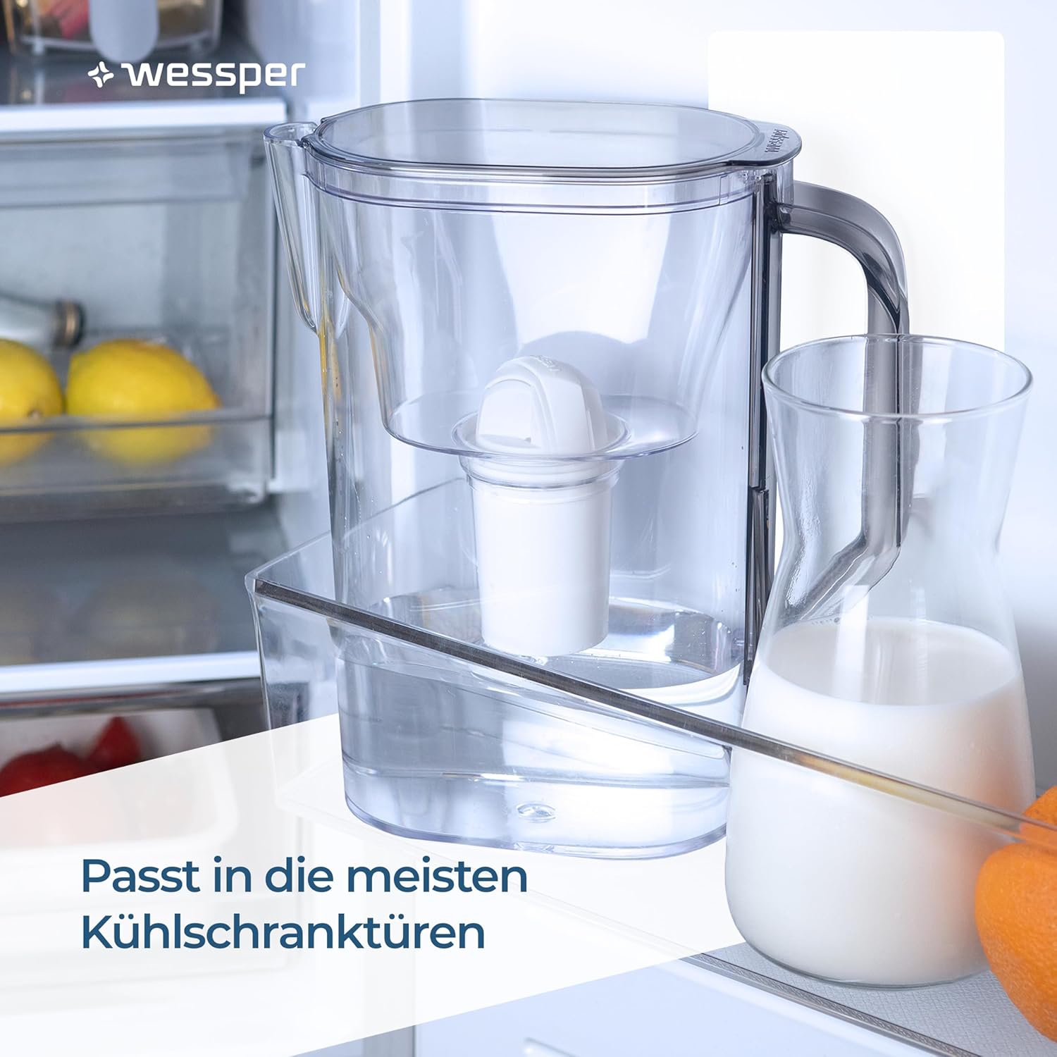 Wessper Wasserfilterkanne mit Filterkartusche 2,7 Liter, passt durch die Kühlschranktür, BPA-frei, Wasserkaraffe mit Filter, kompatibel mit Brita Classic Filtern, Schwarz – Bild 5