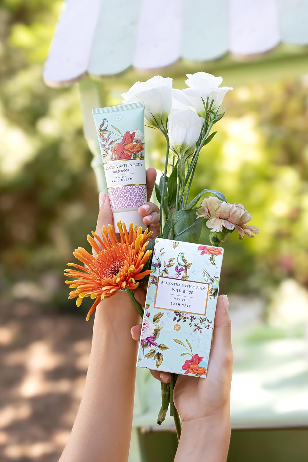Accentra Duschset Damen Geschenkset im Holzkorb – 8-teiliges Pflegeset mit Duschgel, Körperlotion, Badezusätzen, Peeling & Handcreme – Wellness-Geschenkset für Geburtstag, Valentinstag & Weihnachten – Bild 11