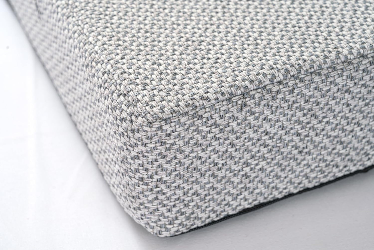 Orthopädisches Sitzkissen mit Memory-Schaum – Ergonomisches Sitzkissen Stuhl als Sitzerhöhung (10 cm Kissenhöhe) – Für Stuhl, Bürostuhl, Auto & Rollstuhl – Rutschfest & Waschbar – Stuhlkissen 40 x 40 cm Grau – Bild 2